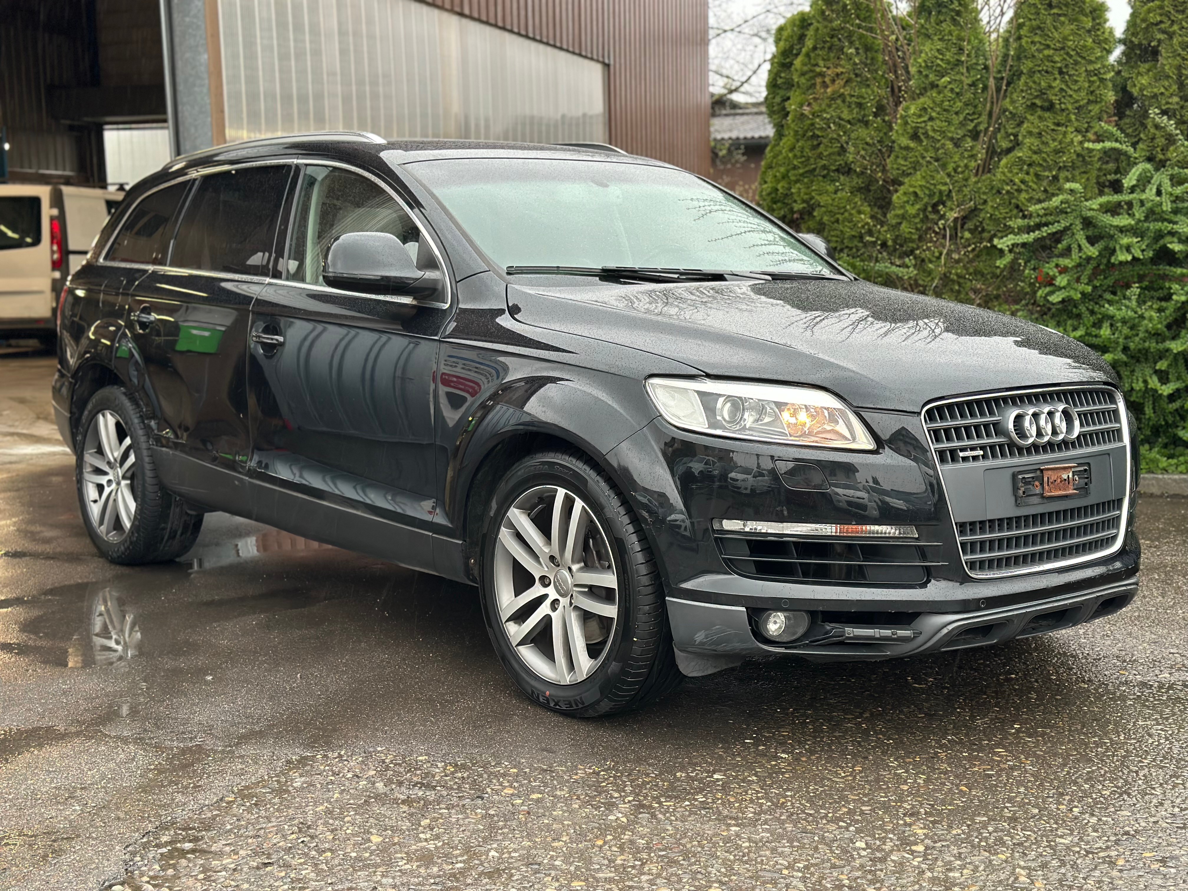 AUDI Q7 4.2 FSI quattro tiptronic — slika 1