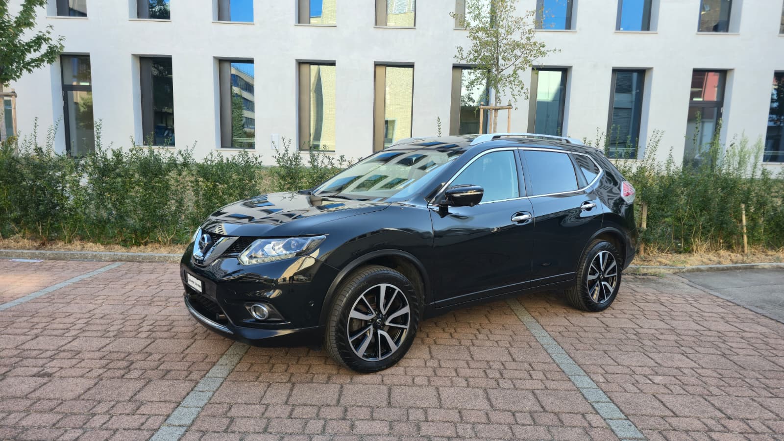 NISSAN X-Trail 2.0 dCi tekna Xtronic CVT| Frisch ab| MFK ab Service| Top Ausstattung| Anhänger Kupplung-image-0