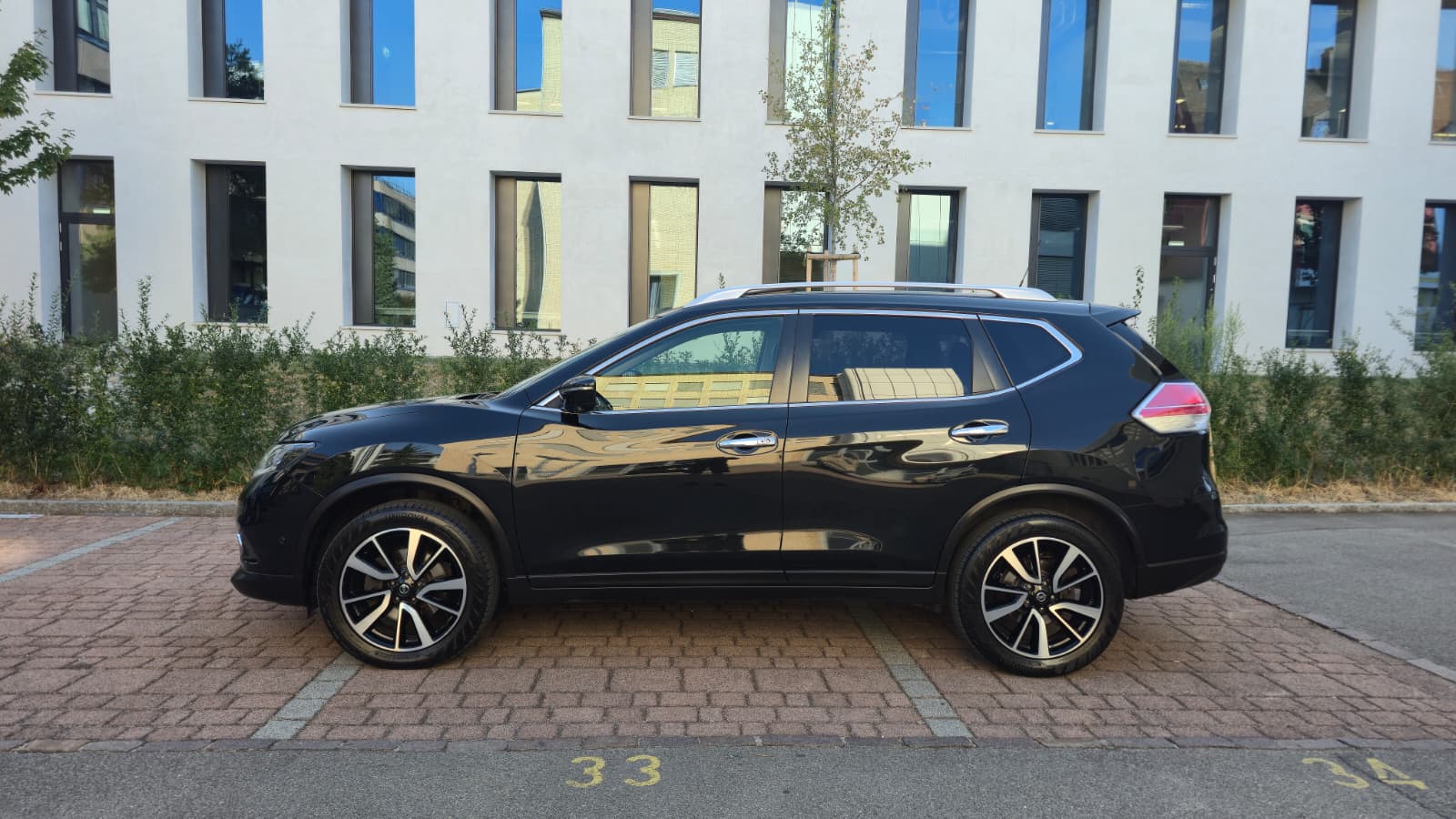 NISSAN X-Trail 2.0 dCi tekna Xtronic CVT| Frisch ab| MFK ab Service| Top Ausstattung| Anhänger Kupplung-image-4