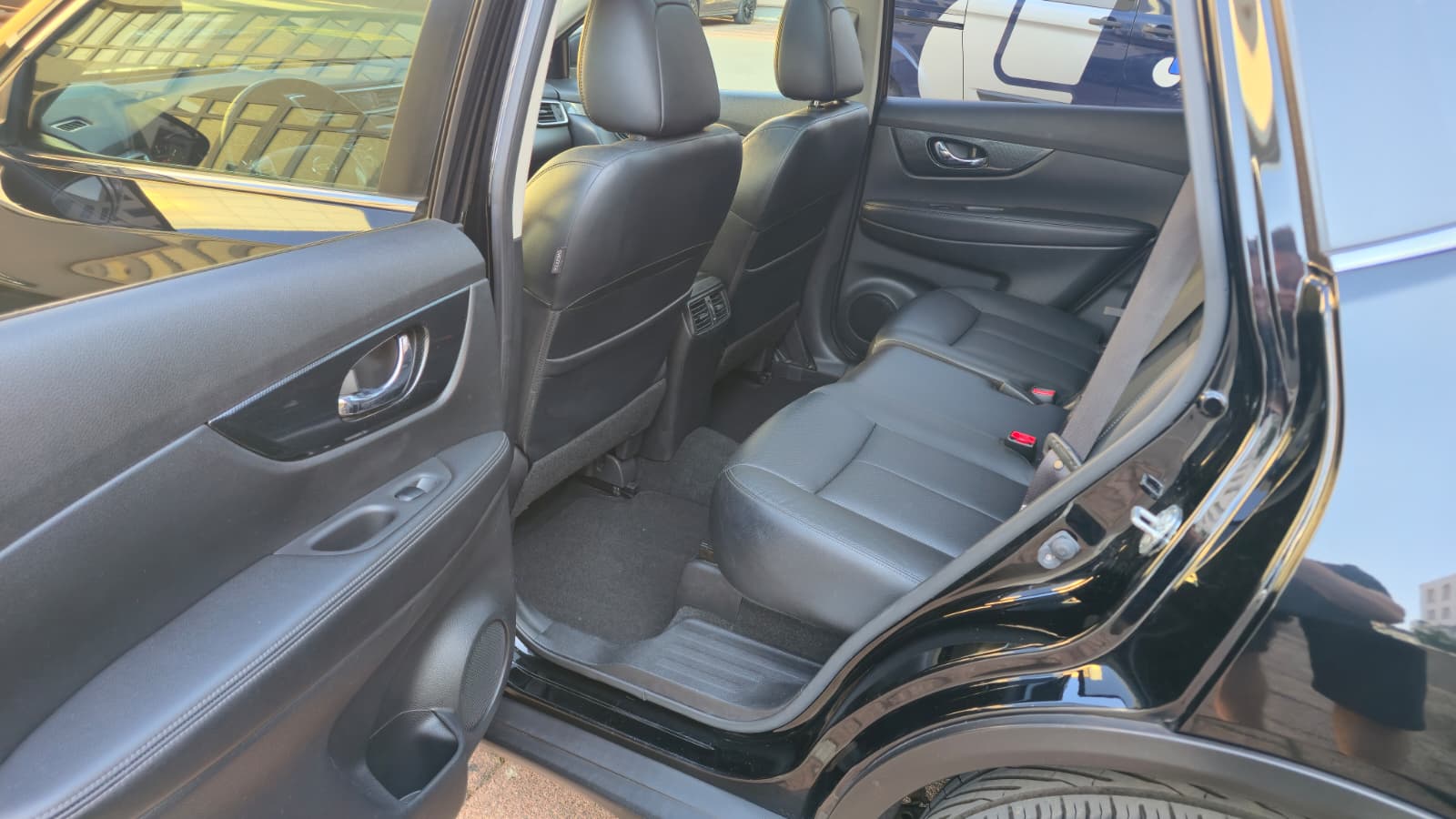 NISSAN X-Trail 2.0 dCi tekna Xtronic CVT| Frisch ab| MFK ab Service| Top Ausstattung| Anhänger Kupplung-image-11