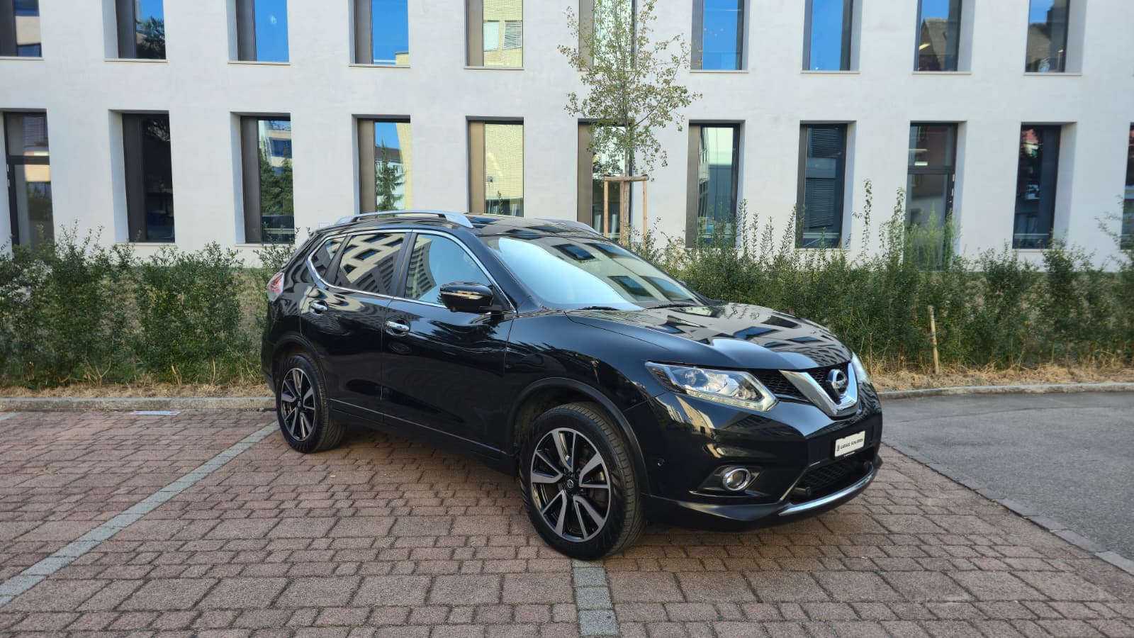 NISSAN X-Trail 2.0 dCi tekna Xtronic CVT| Frisch ab| MFK ab Service| Top Ausstattung| Anhänger Kupplung-image-1