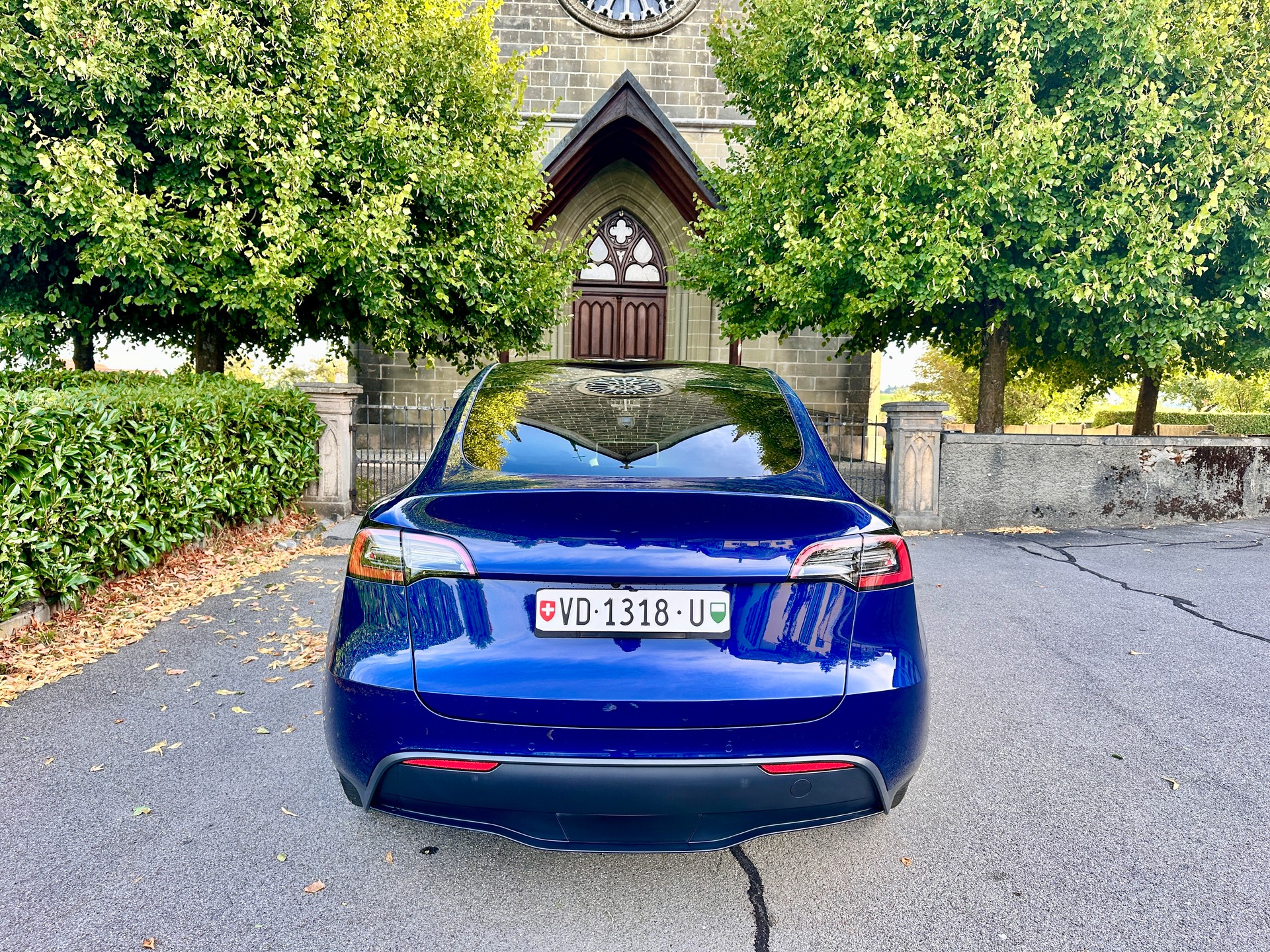TESLA Model Y Long Range-image-6
