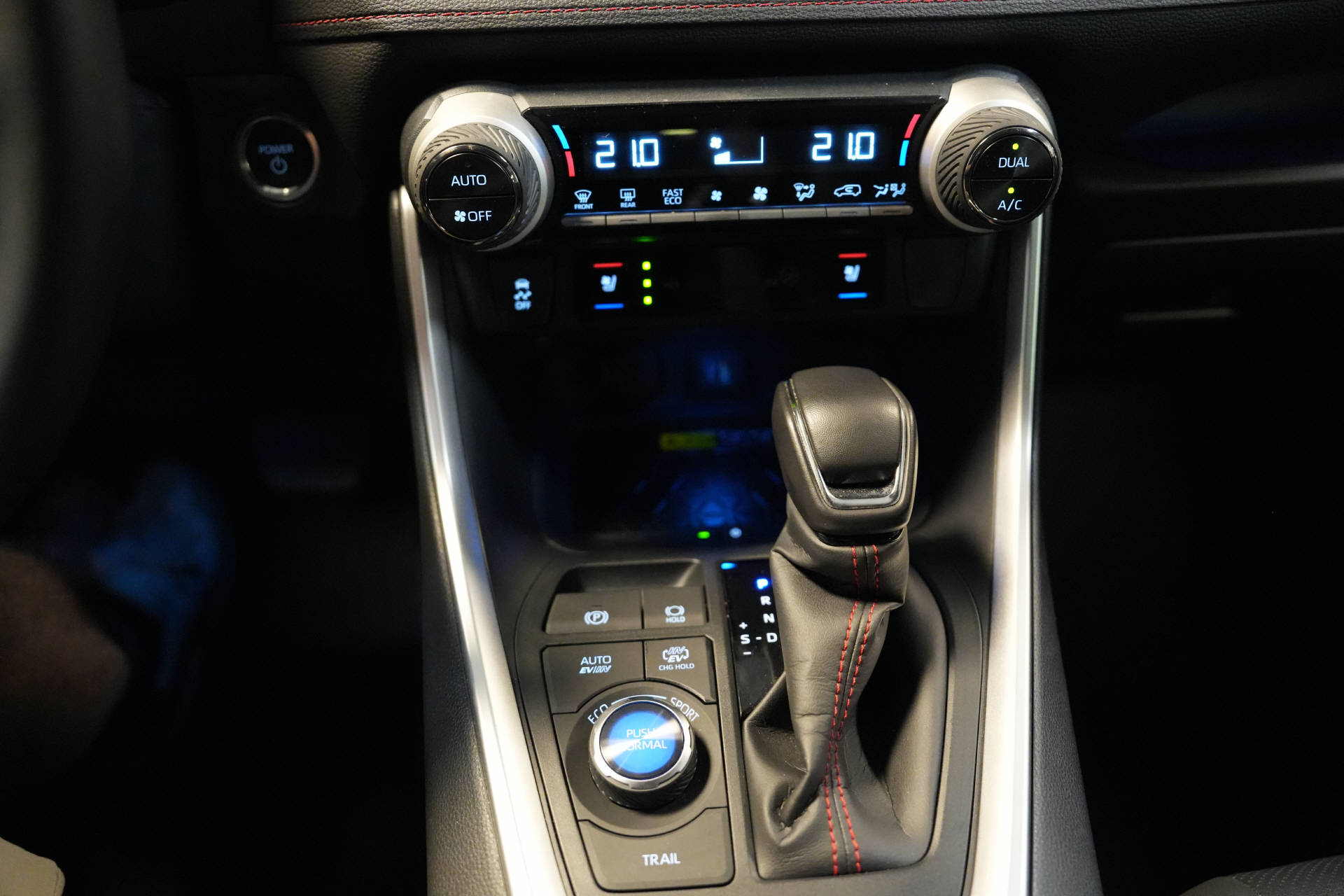 TOYOTA RAV-4 2.5 Plug-In-Hybrid Platinum-image-9
