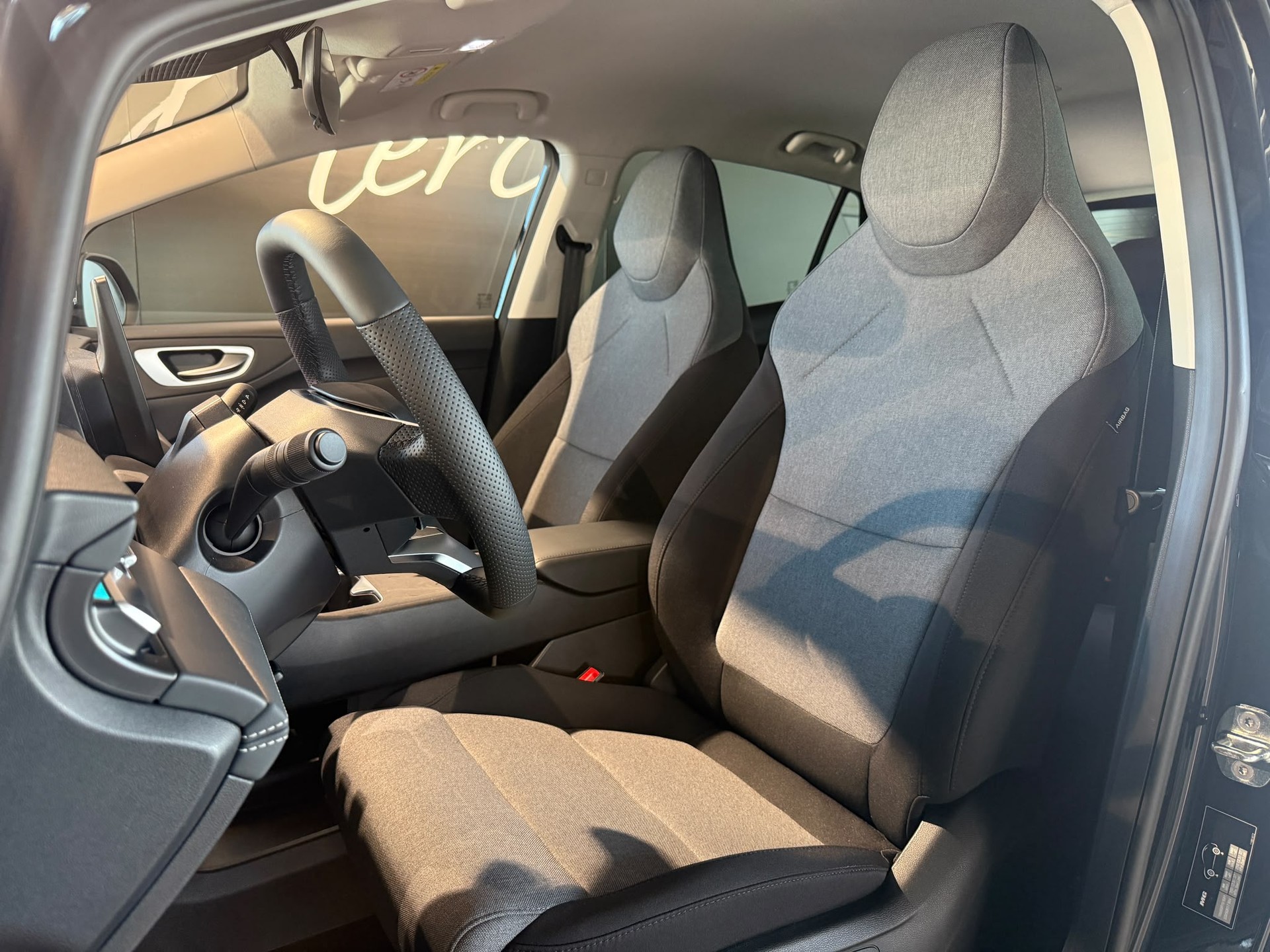 MG MG4 Urban 54 kWh Premium-image-6