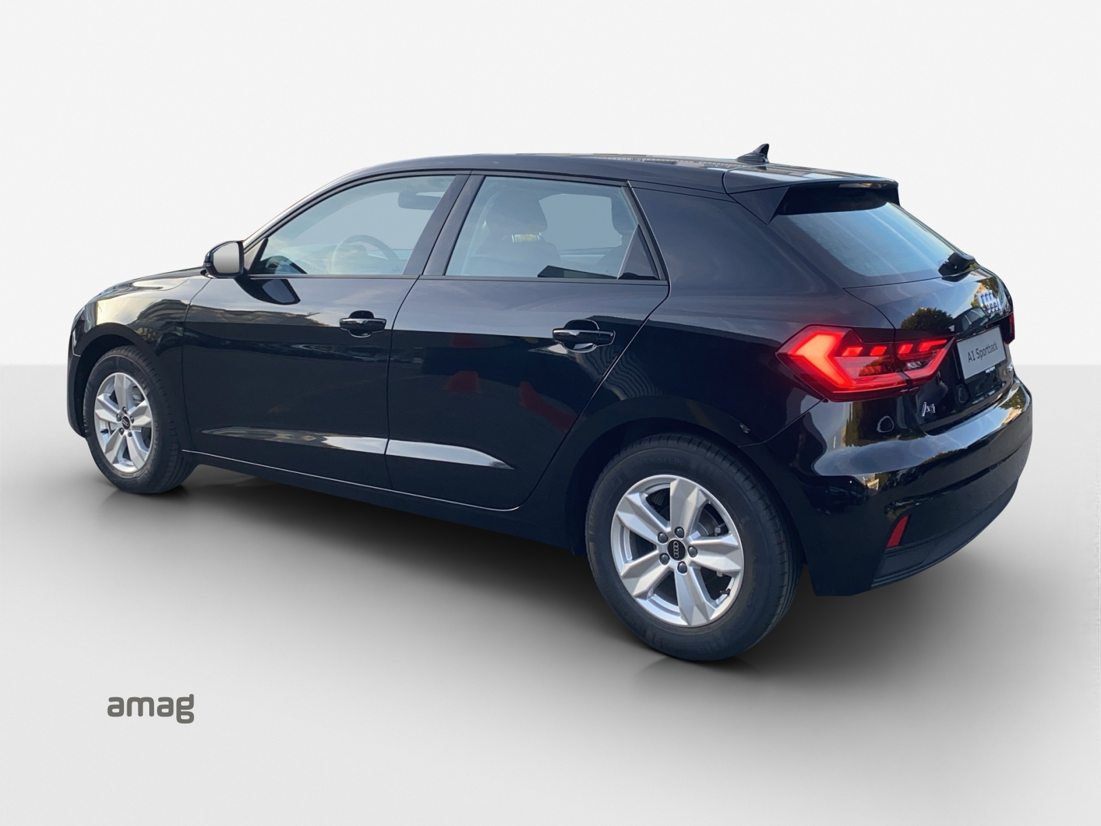 AUDI A1 Sportback 30 TFSI Attraction S-tronic-showroom-element-2