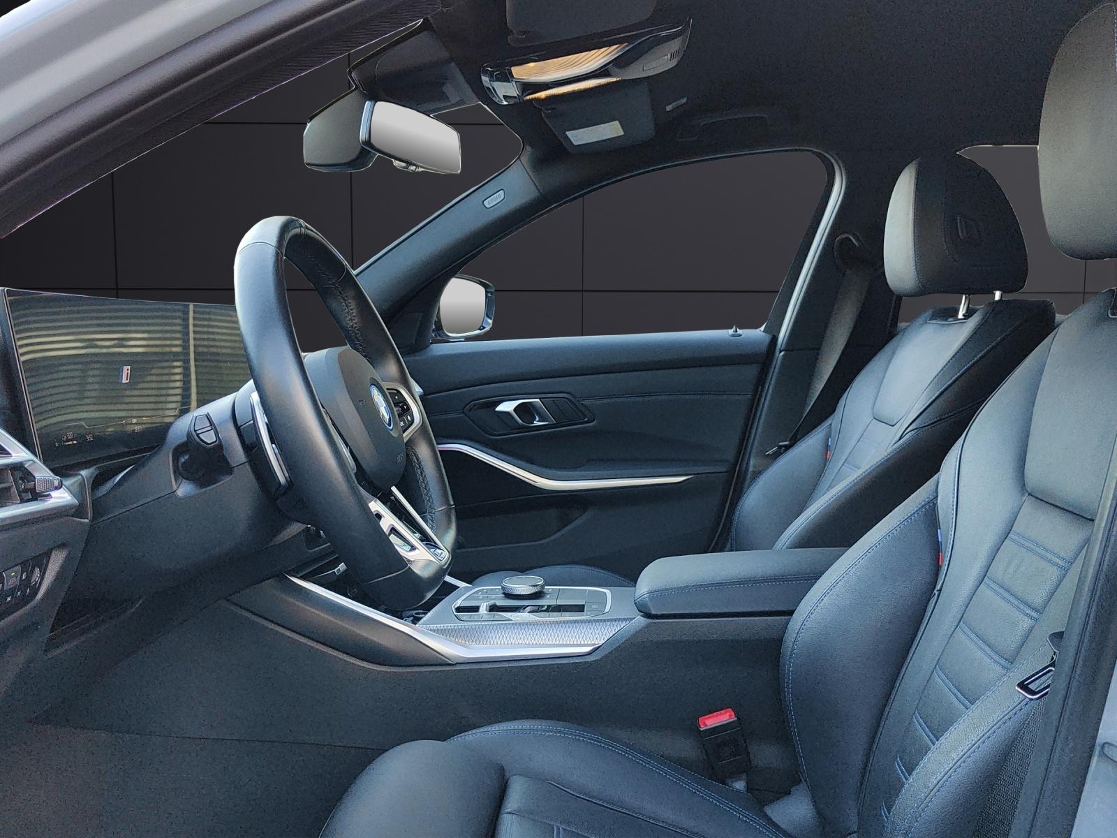 BMW 330e xDrive SAG Touring-image-9