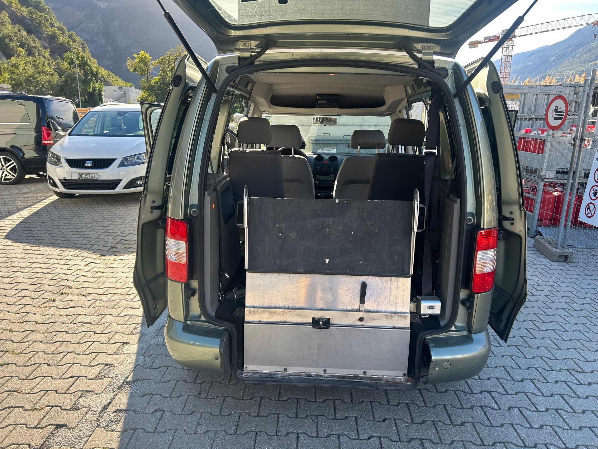 VW Caddy 1.9TDI PD-image-0