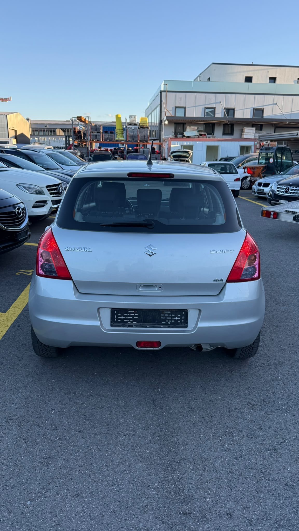SUZUKI Swift 1.3i 16V GL Top 4x4-image-5