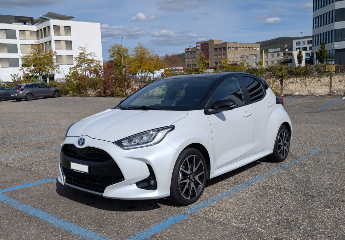 TOYOTA 1.5 VVT-i HSD Style-image-0