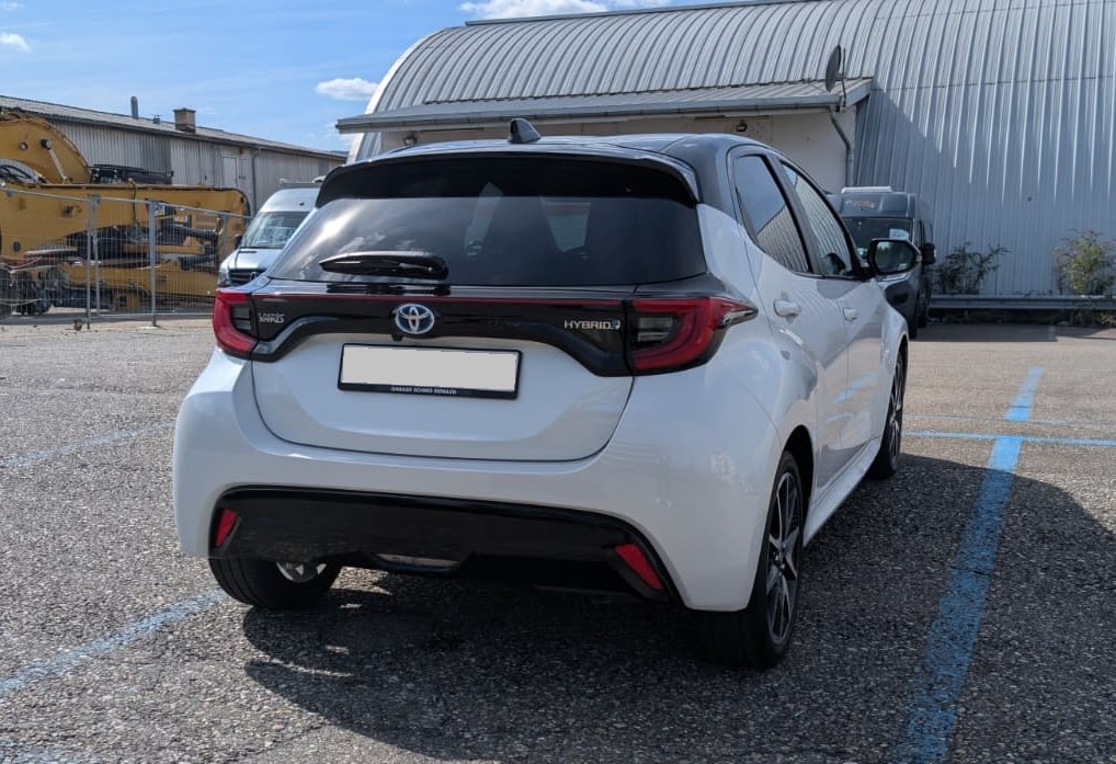 TOYOTA 1.5 VVT-i HSD Style-image-5