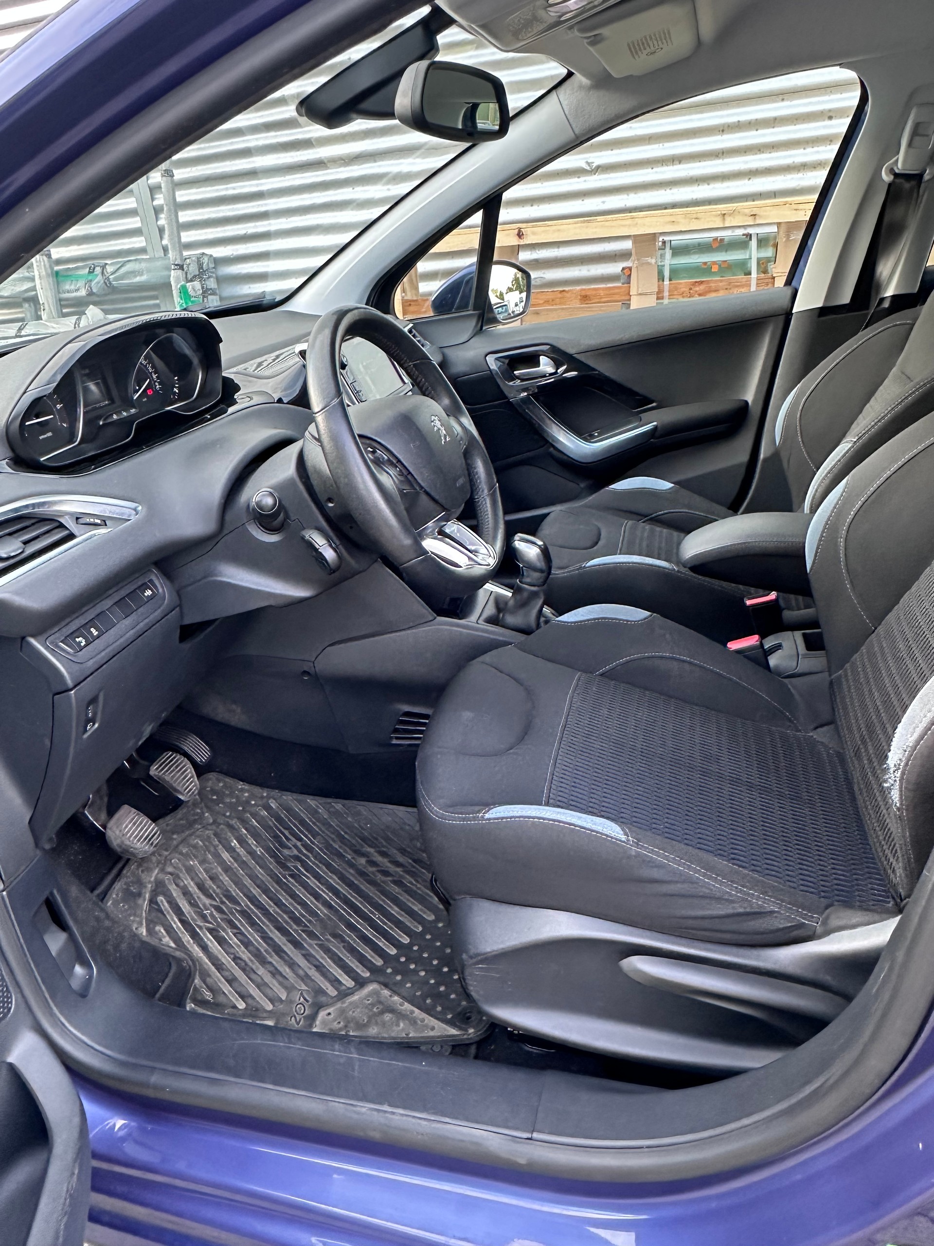 PEUGEOT 208 1.6 VTI Intuitive Frisch Ab MFK, Navigation, Apple CarPlay-image-7