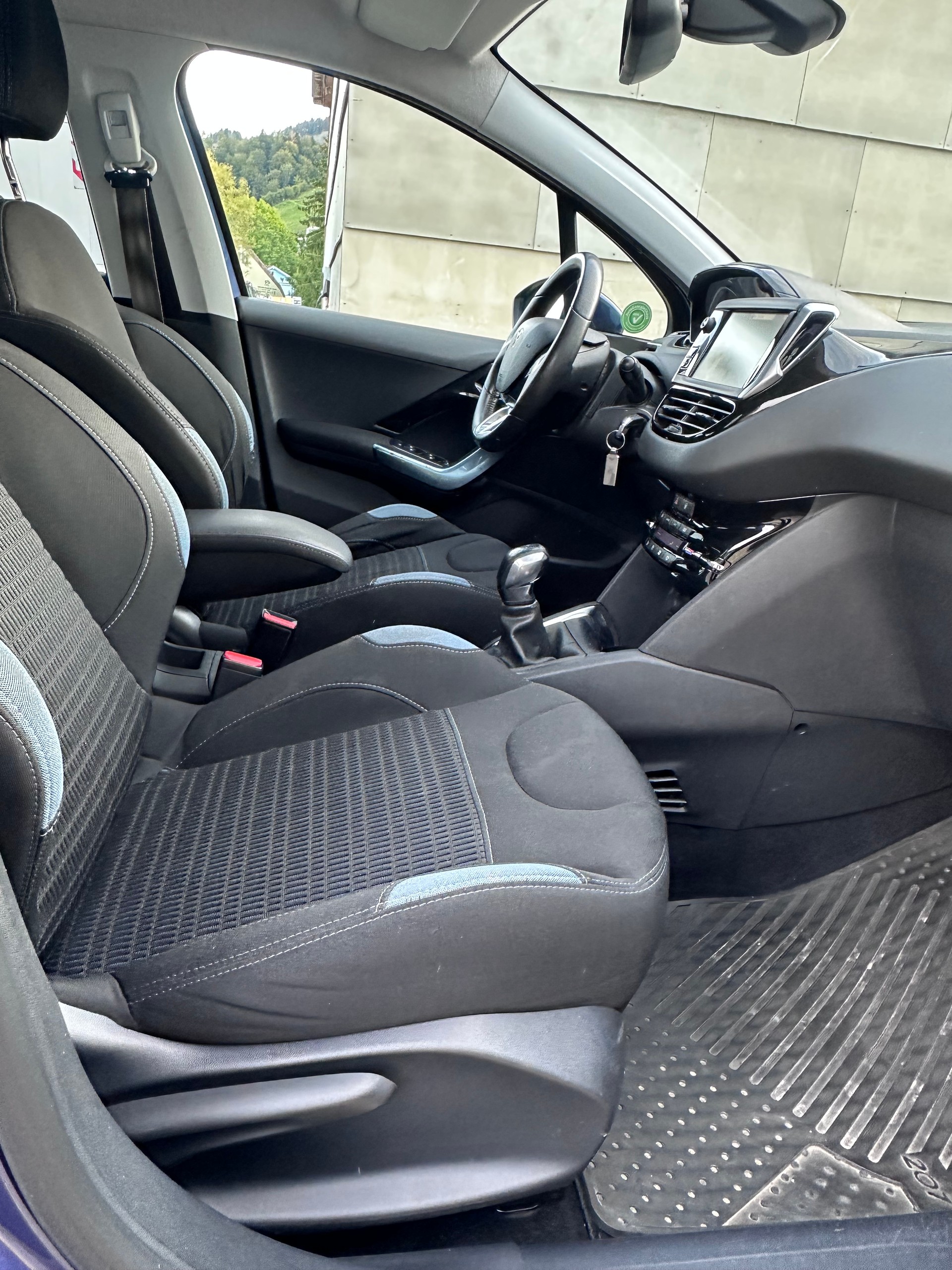 PEUGEOT 208 1.6 VTI Intuitive Frisch Ab MFK, Navigation, Apple CarPlay-image-8