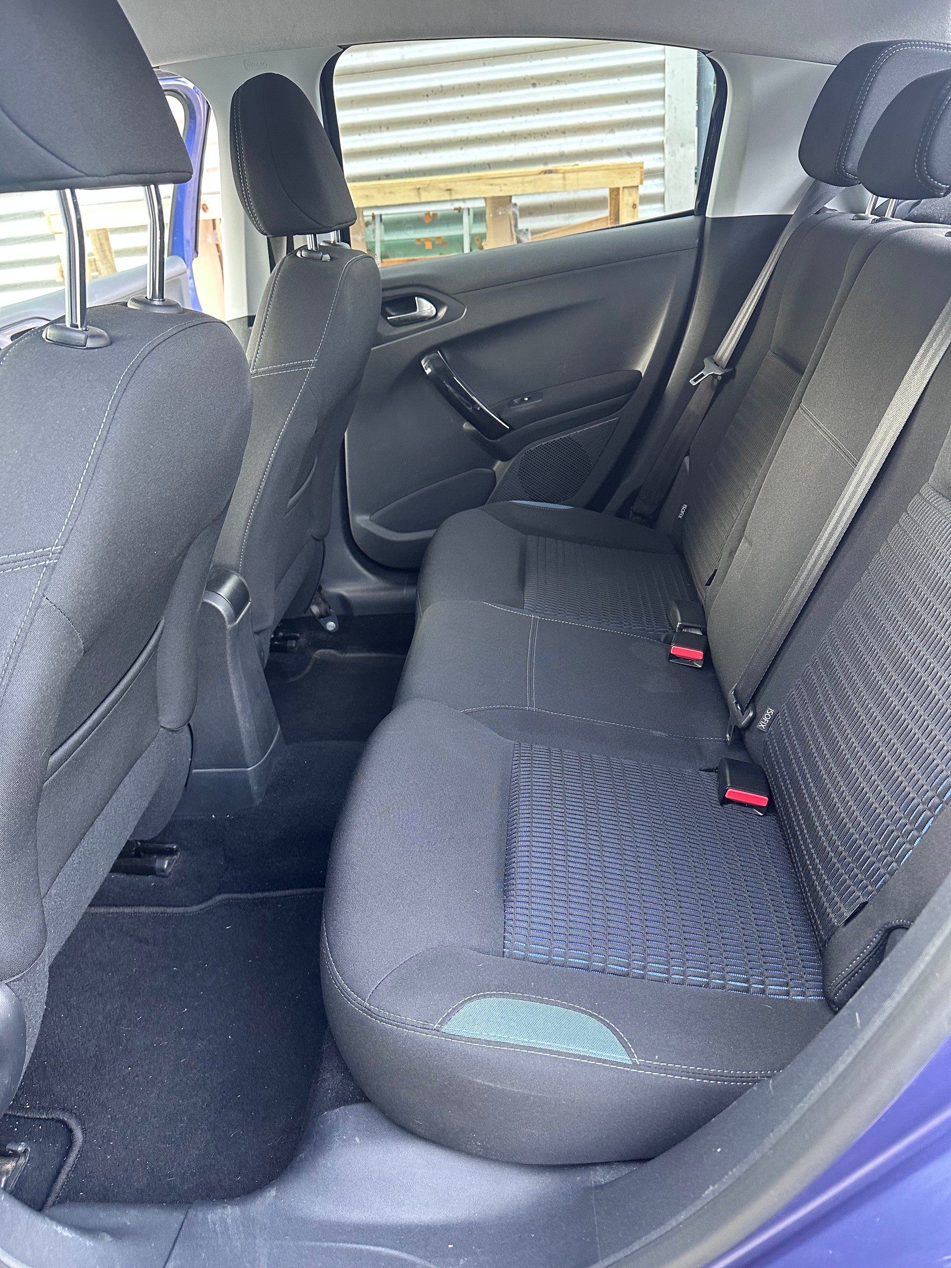 PEUGEOT 208 1.6 VTI Intuitive Frisch Ab MFK, Navigation, Apple CarPlay-image-9