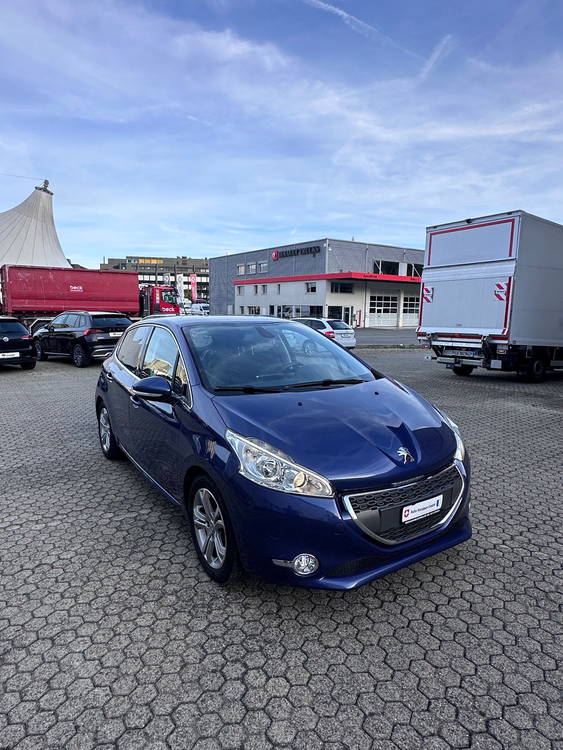PEUGEOT 208 1.6 VTI Intuitive Frisch Ab MFK, Navigation, Apple CarPlay-image-2