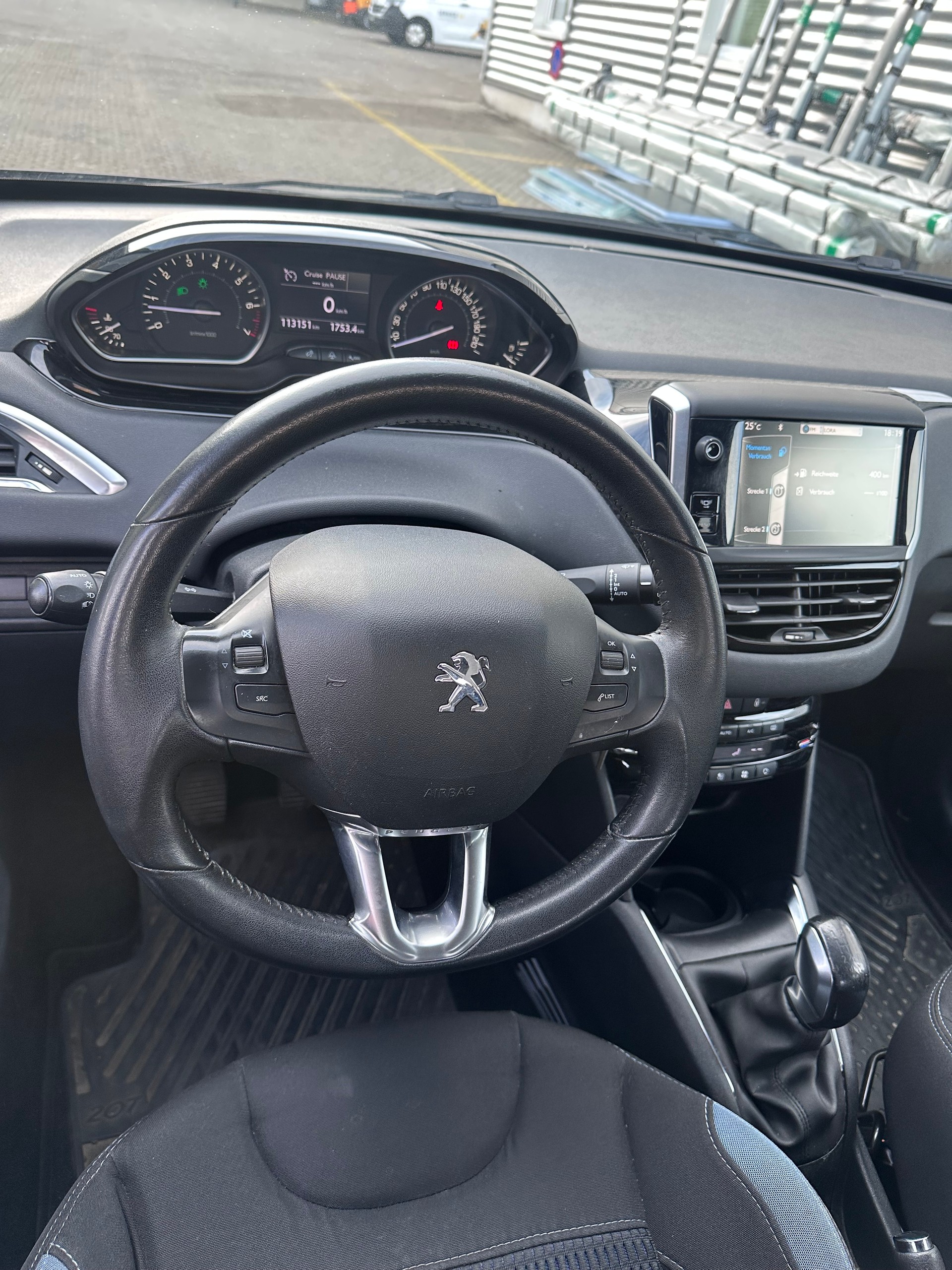 PEUGEOT 208 1.6 VTI Intuitive Frisch Ab MFK, Navigation, Apple CarPlay-image-14