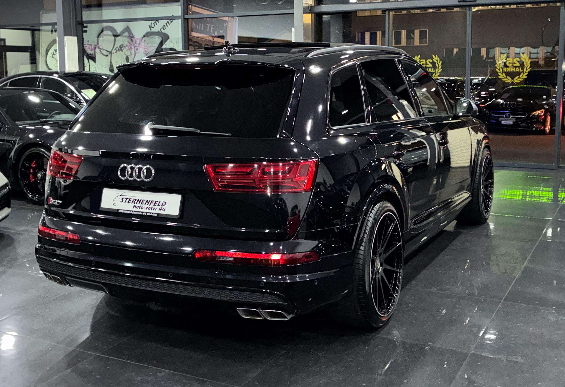 AUDI SQ7 4.0 TDI quattro tiptronic-image-3
