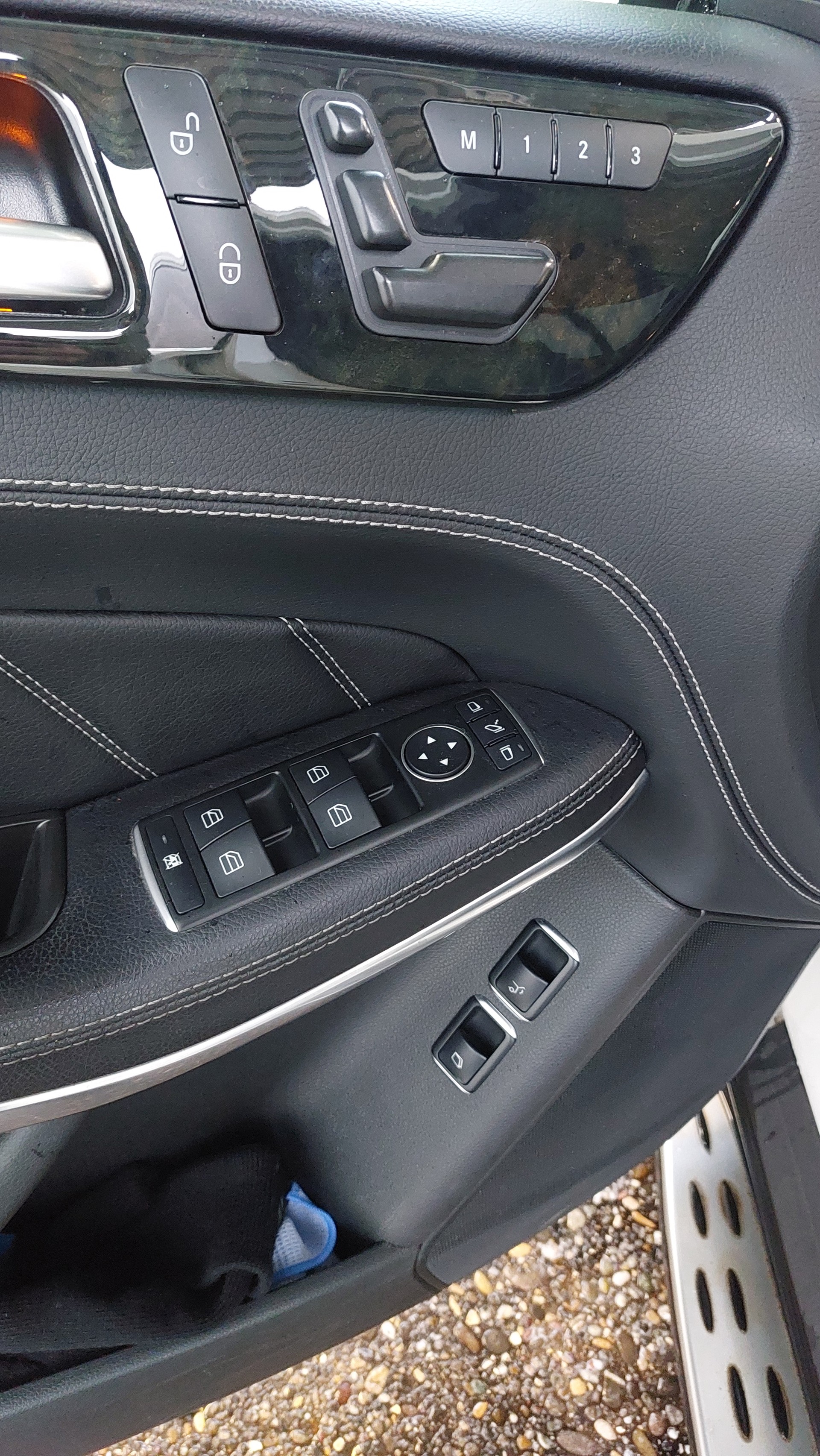 MERCEDES-BENZ GL 350 BlueTEC 4Matic 7G-TRONIC-image-9