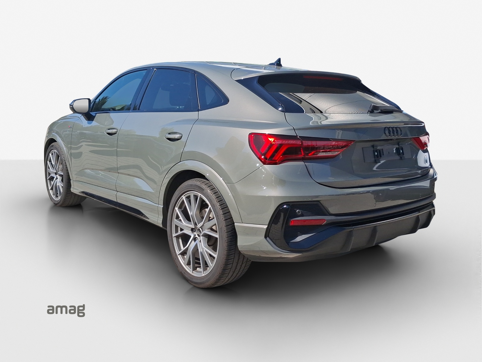 AUDI Q3 Sportback 35 TFSI S line Attraction S-tronic-image-2