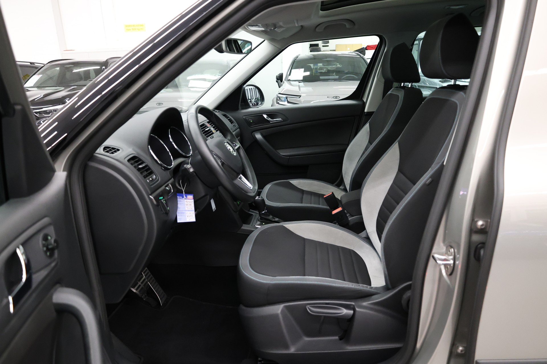 SKODA Yeti Outdoor 2.0 TDI 150 Ambition 4x4 DSG-image-13