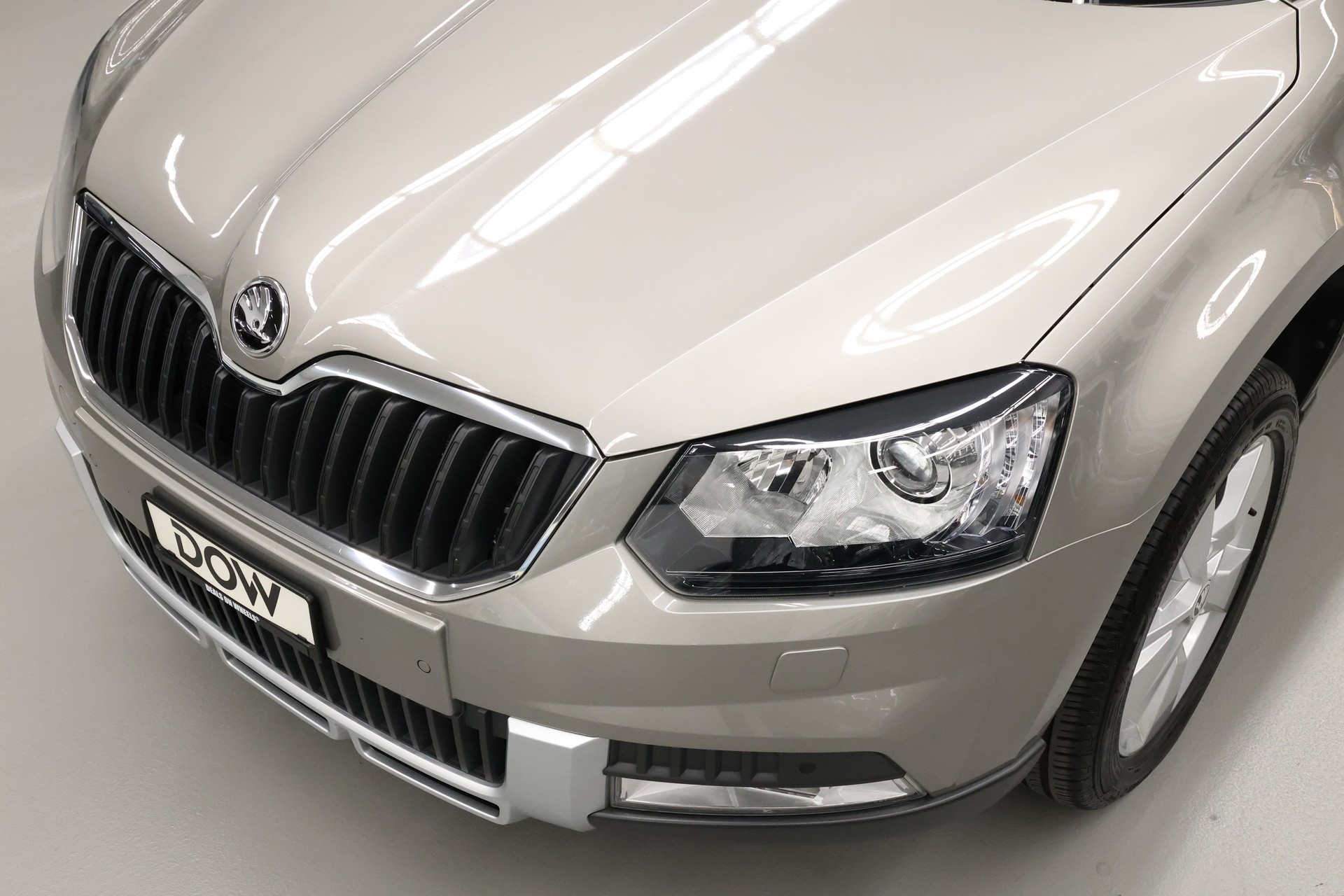 SKODA Yeti Outdoor 2.0 TDI 150 Ambition 4x4 DSG-image-10