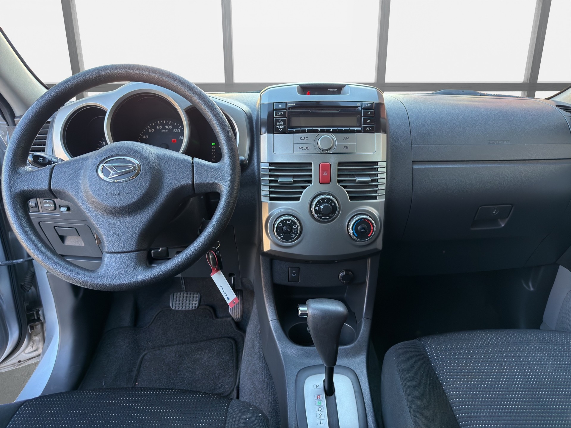 DAIHATSU Terios 1.5 16V SX Noblesse 4WD Automatic-image-13