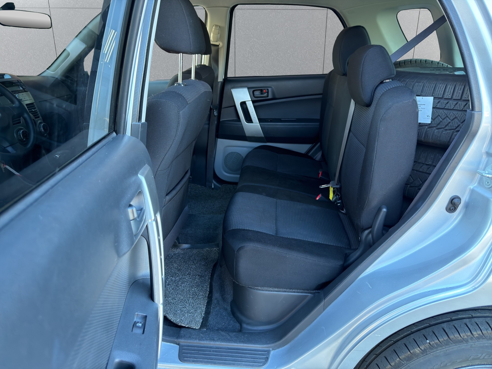 DAIHATSU Terios 1.5 16V SX Noblesse 4WD Automatic-image-11