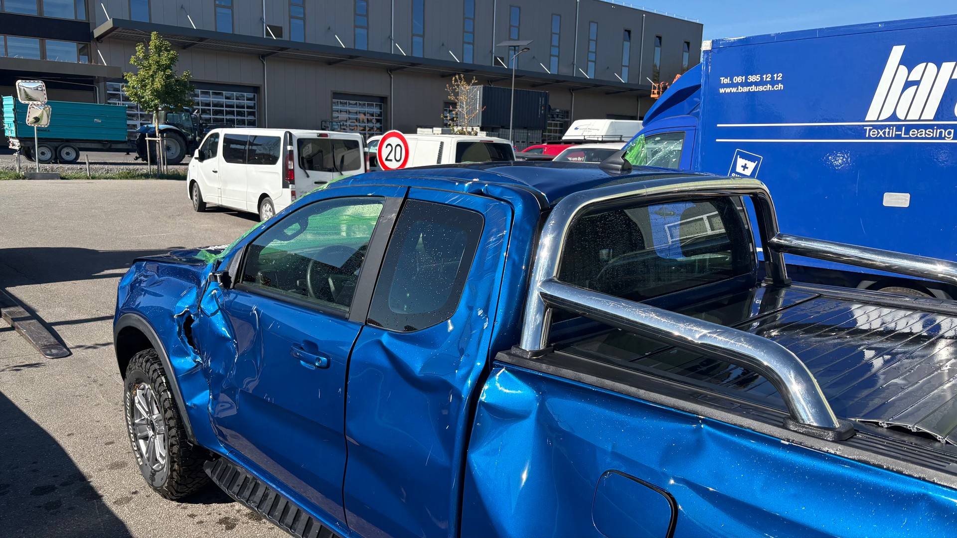 FORD Ranger XLT 2.0 Eco Blue 4x4 Automat-image-8