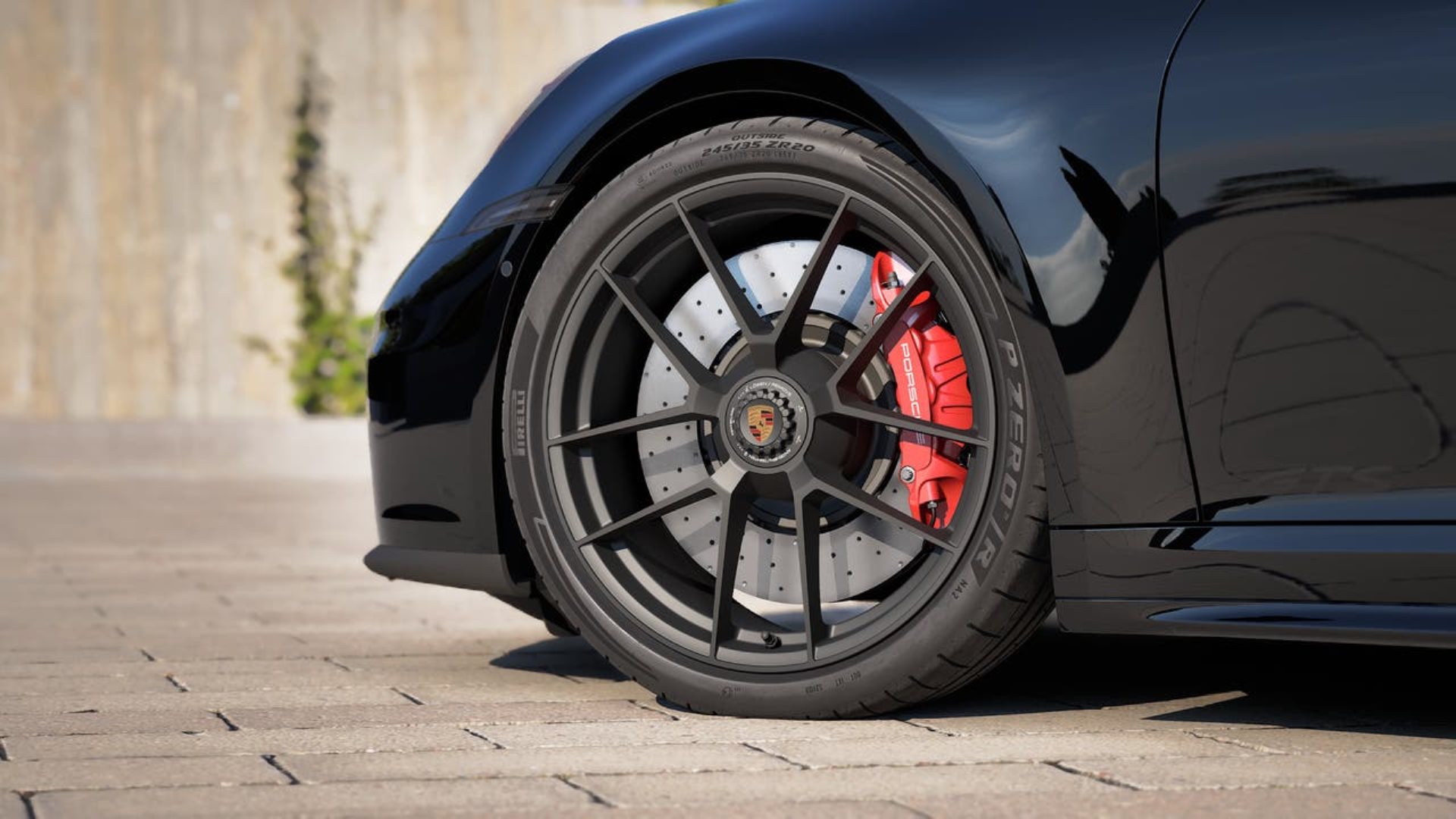 PORSCHE 911 Carrera 4 GTS Cabriolet-image-9