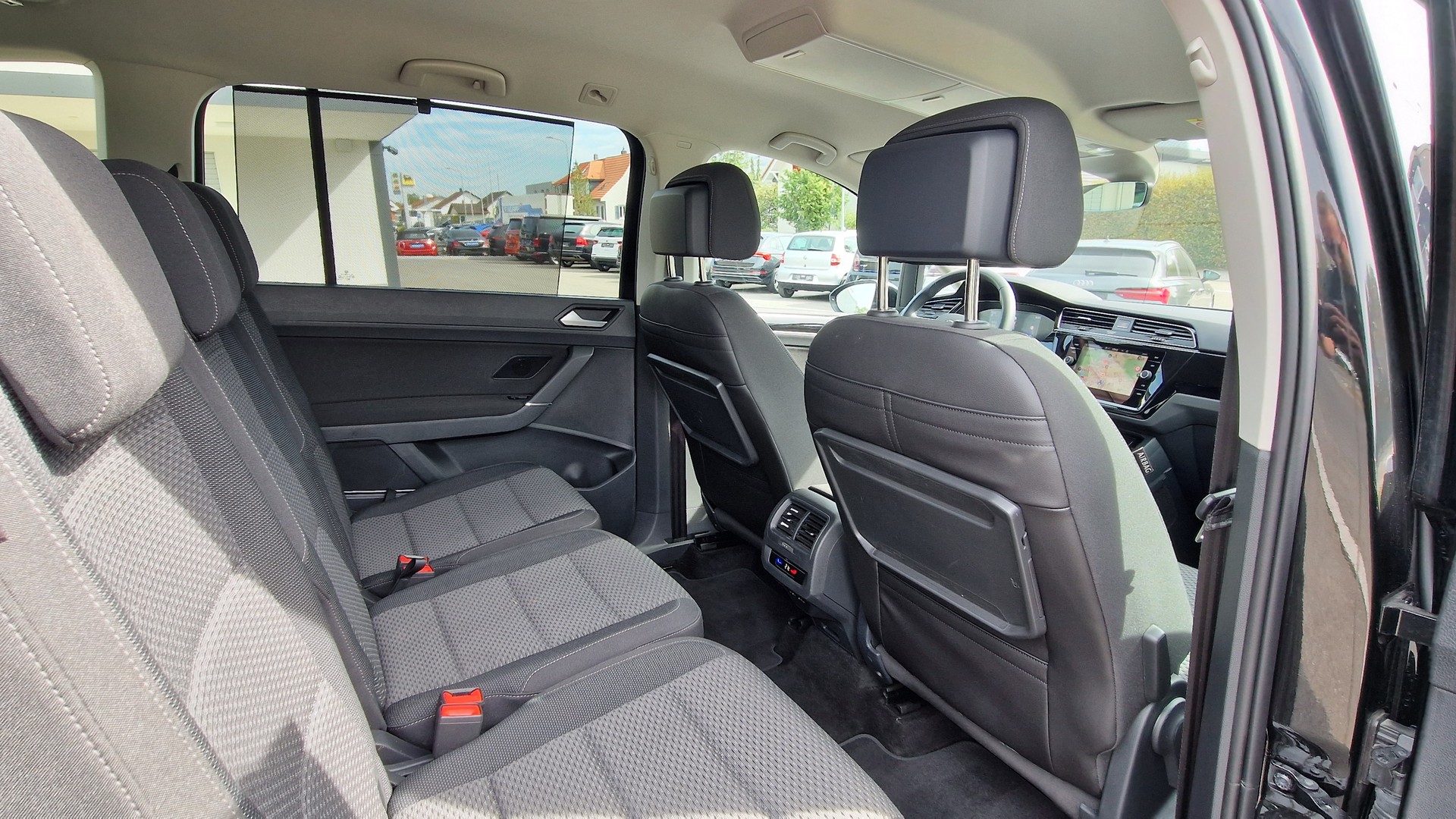 VW Touran 1.5 TSI EVO Comfortline DSG-image-12