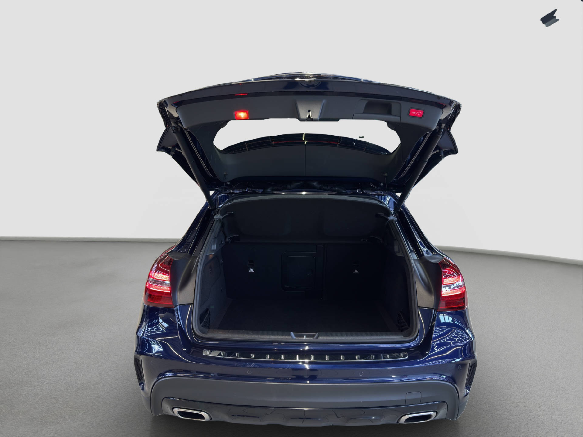 MERCEDES-BENZ GLA 250-image-14