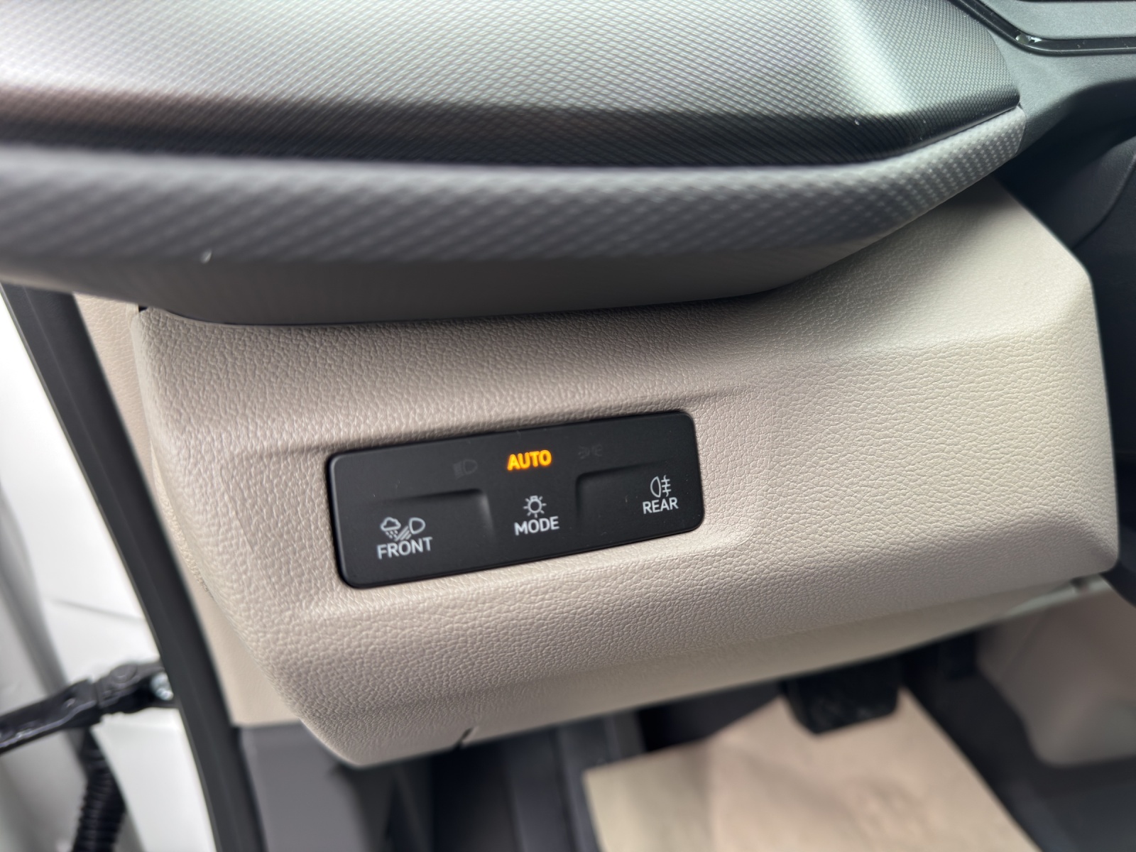 VW Multivan 2.0 TDI Trend Liberty DSG-image-12