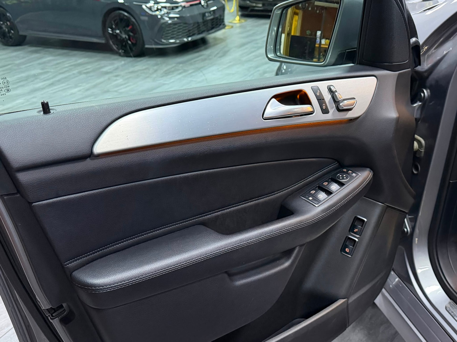 MERCEDES-BENZ GLE 350 d Executive 4Matic 9G-Tronic-image-8