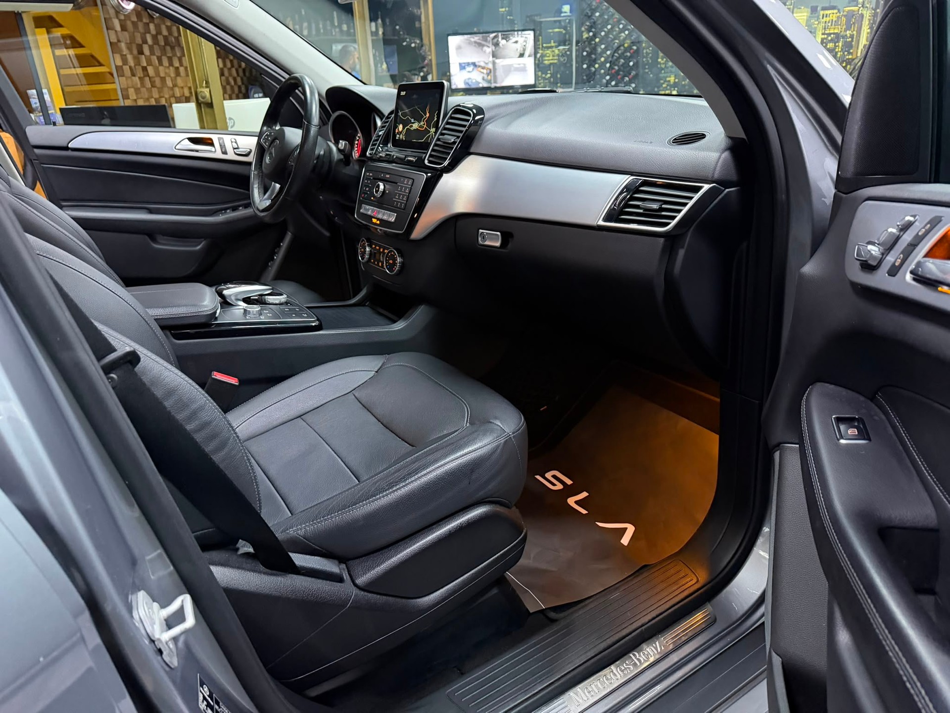 MERCEDES-BENZ GLE 350 d Executive 4Matic 9G-Tronic-image-11