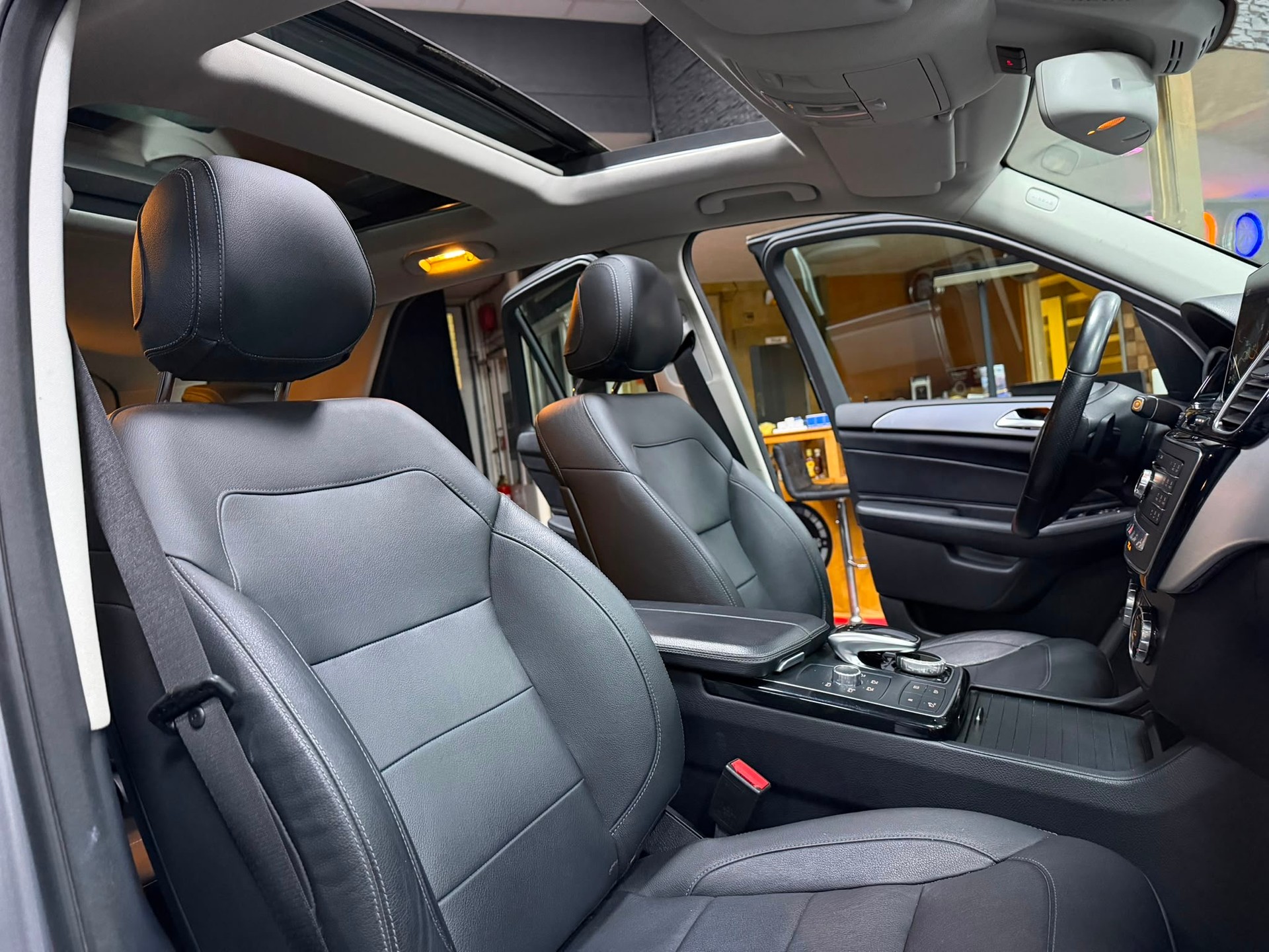 MERCEDES-BENZ GLE 350 d Executive 4Matic 9G-Tronic-image-13