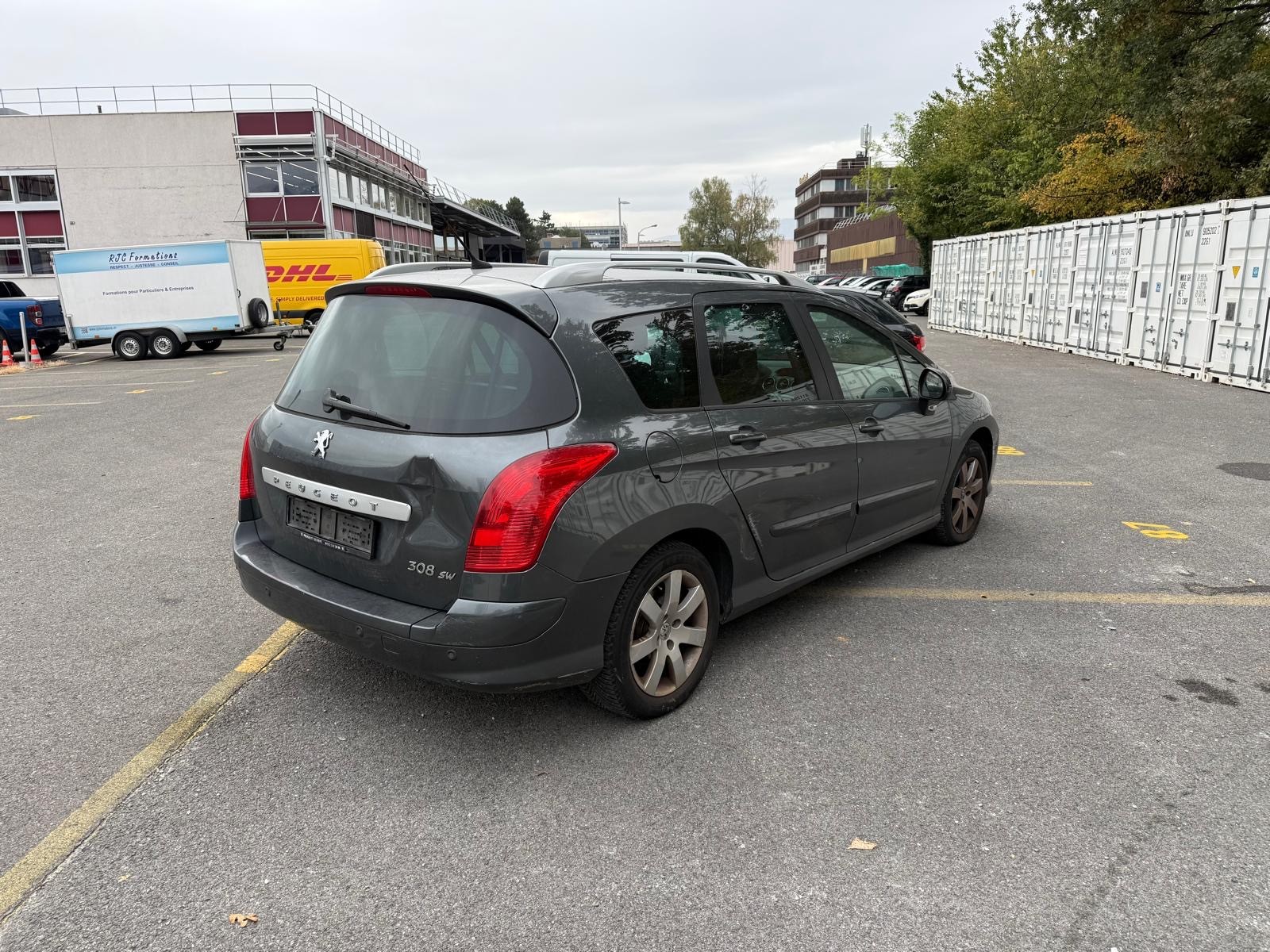 PEUGEOT 308 SW 2.0 HDI Sport Pack-image-2