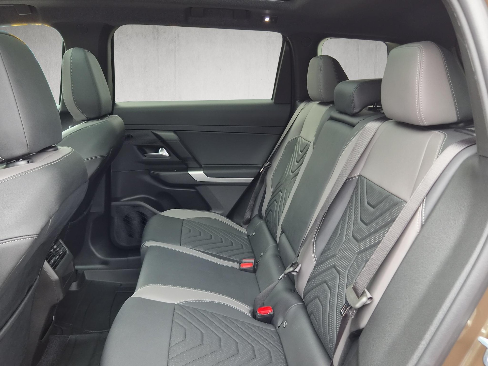 JEEP Compass 1.2 MHEV First Edition-image-12