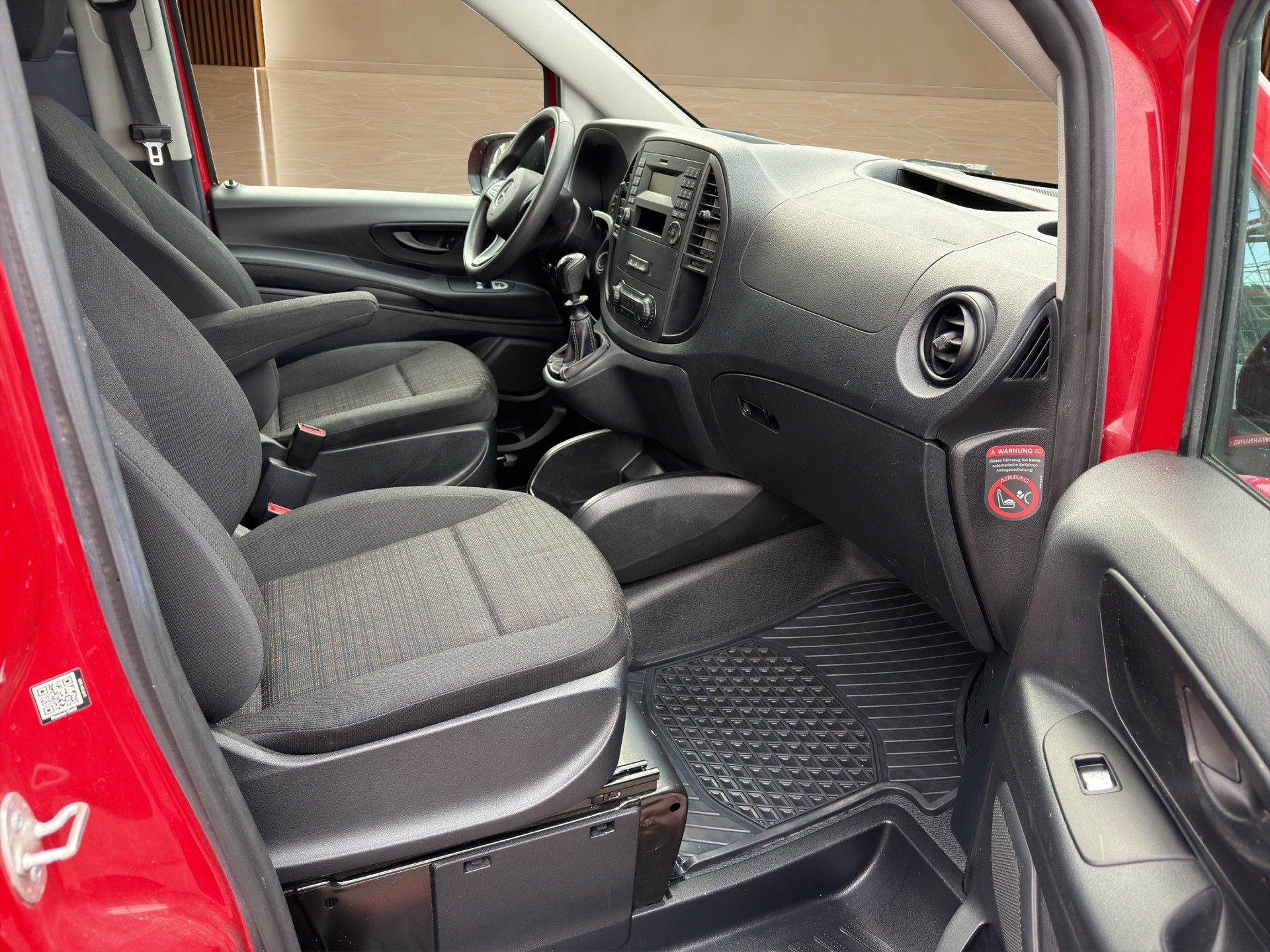 MERCEDES-BENZ Vito 114 CDI L Euro 6 LANG , KLIMA , PARKSENSOREN VORNE & HINTEN.-image-9