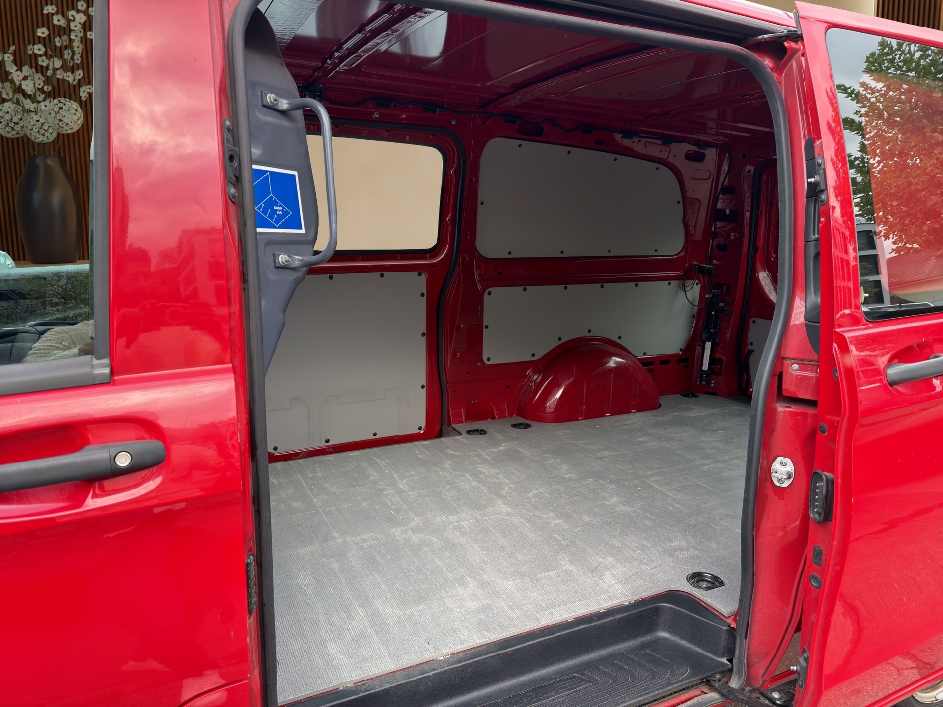 MERCEDES-BENZ Vito 114 CDI L Euro 6 LANG , KLIMA , PARKSENSOREN VORNE & HINTEN.-image-17