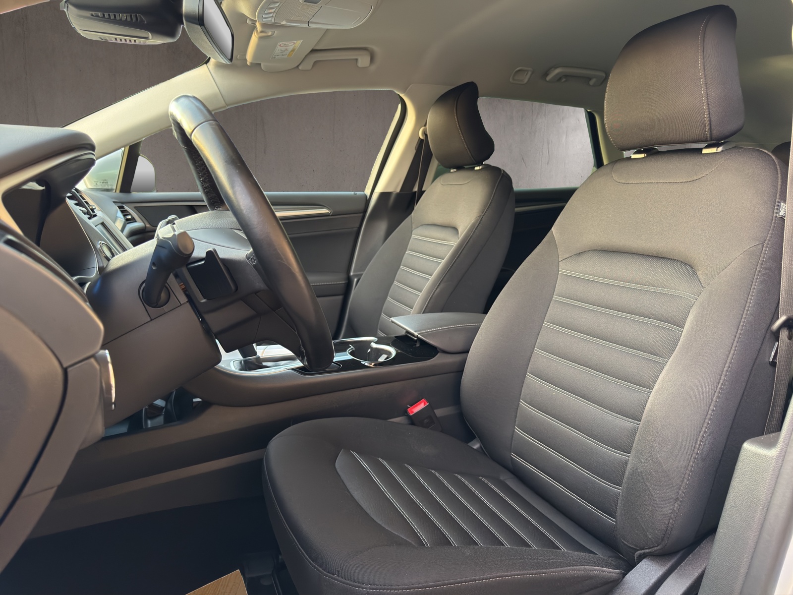 FORD Mondeo 2.0 TDCi Trend PowerShift-image-5