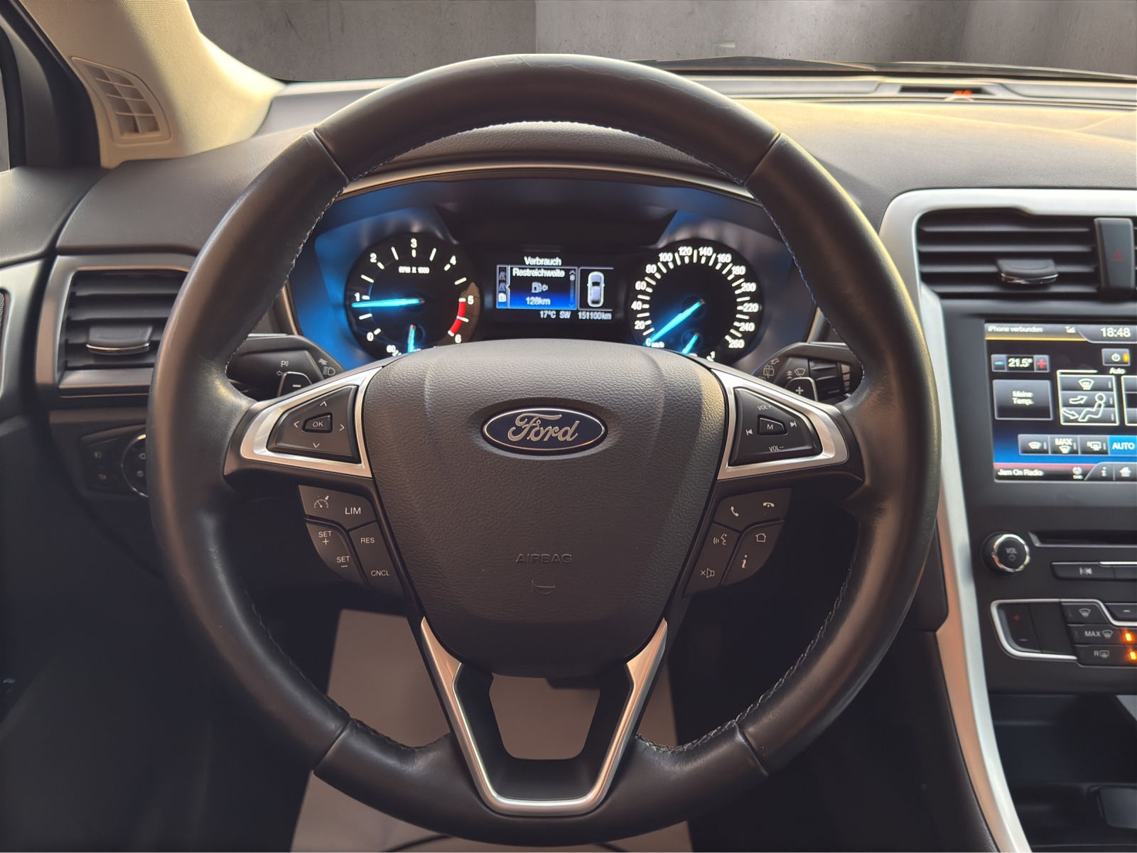 FORD Mondeo 2.0 TDCi Trend PowerShift-image-13
