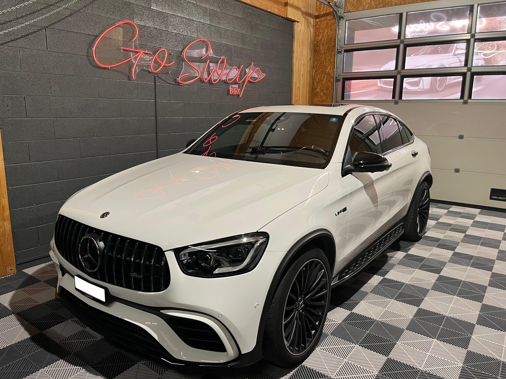 MERCEDES-BENZ GLC Coupé 63 S AMG 4Matic 9G-Tronic-image-4