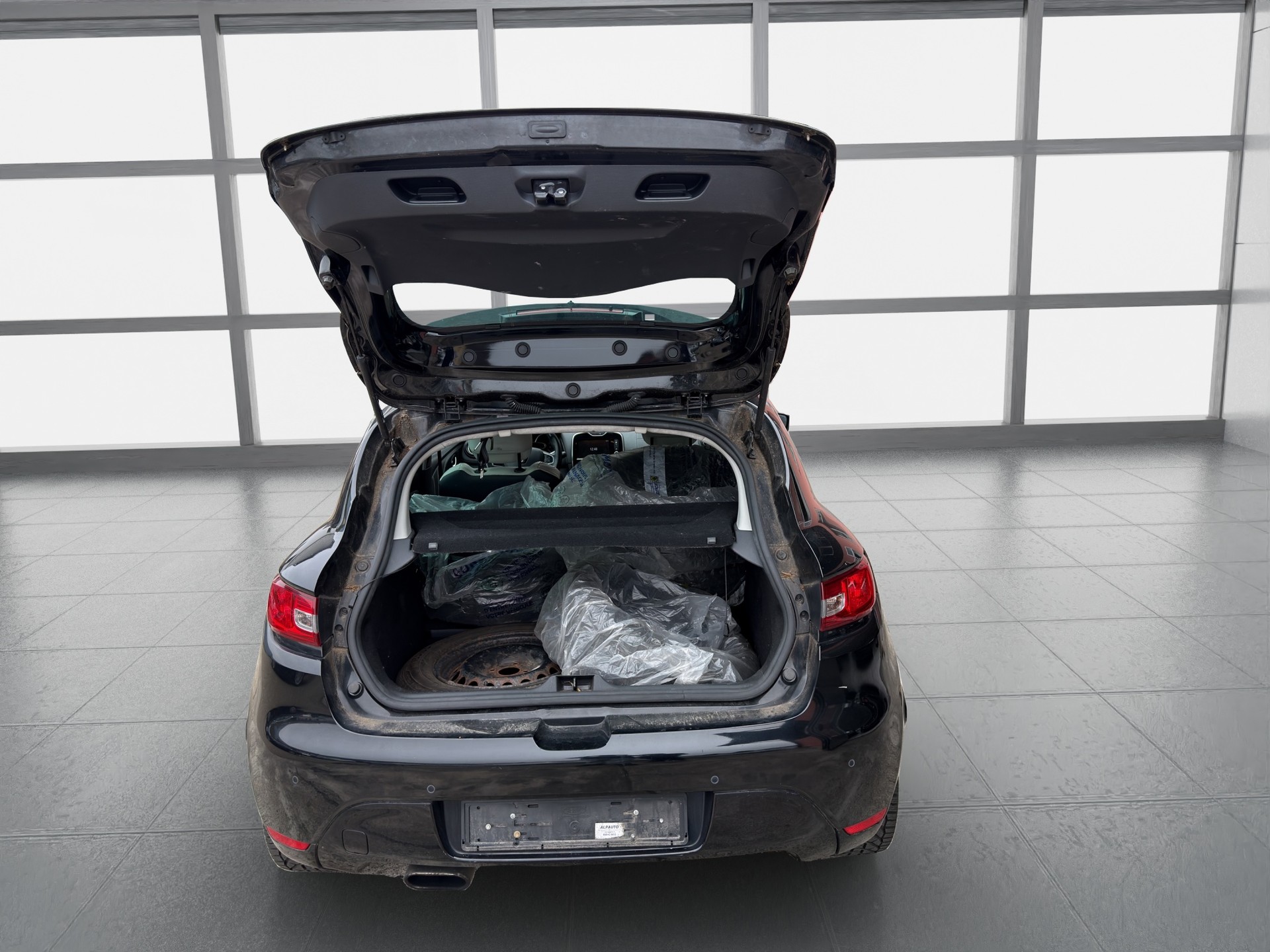 RENAULT Clio Grandtour 1.2 16V T Swiss Edition EDC-image-14