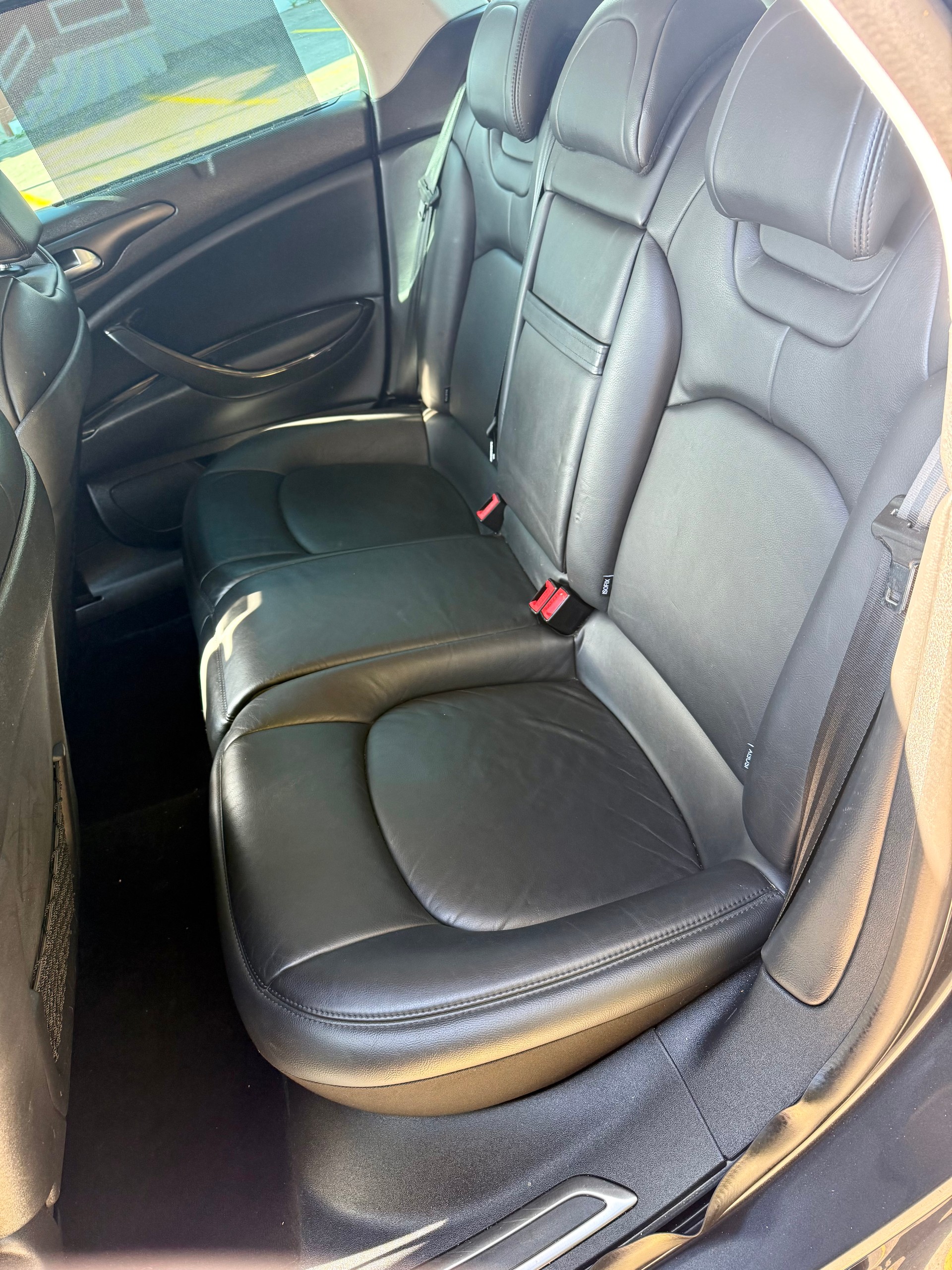 CITROEN C5 Tourer 3.0 HDi V6 Exclusive Automatic-image-8