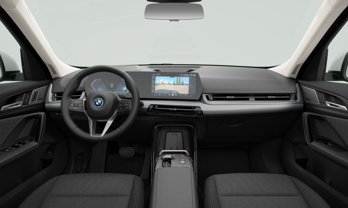 BMW iX1 xDrive 30-image-3