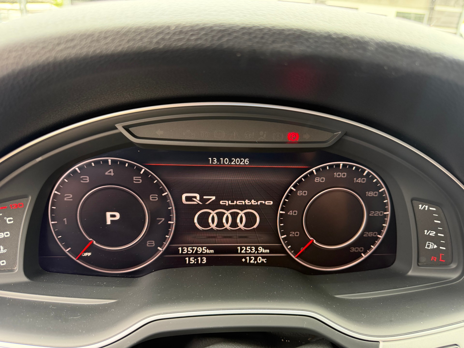 AUDI S-LINE !! Q7 3.0 TFSI " 2018" QUATTRO MIT 7 SITZPLÄTZE" TIPTRONIC 333 PS BENZIN. AB MFK. AB SERVICE. MIT AHK 3500 KG .-image-26