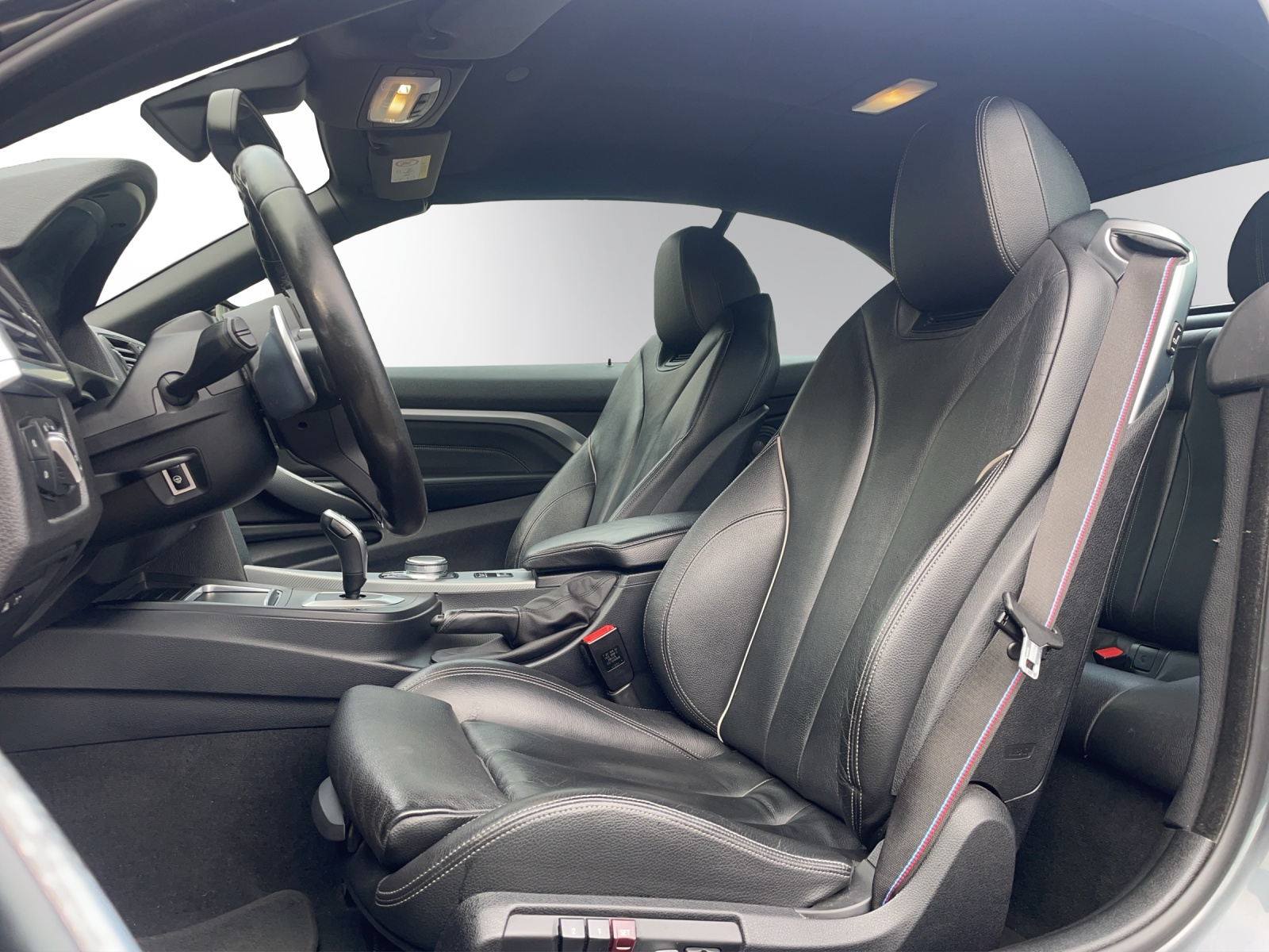 BMW 440i Cabriolet xDrive M Sport Steptronic-image-10