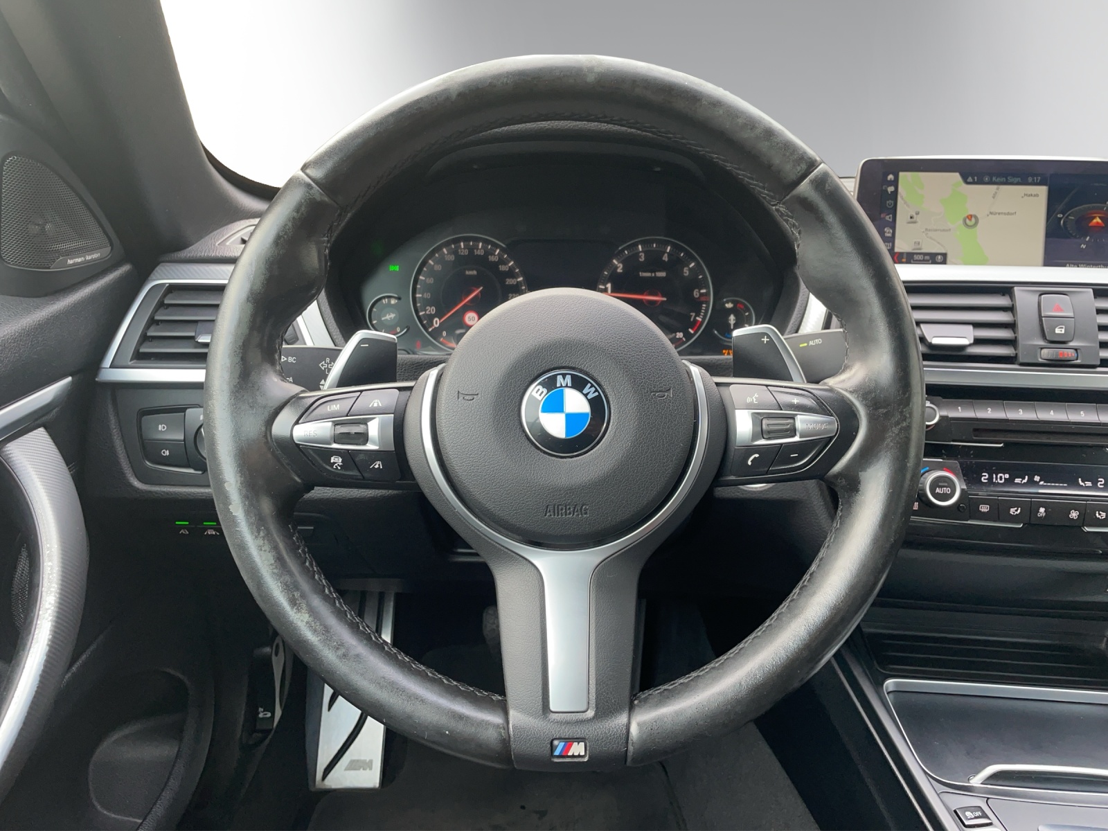 BMW 440i Cabriolet xDrive M Sport Steptronic-image-14