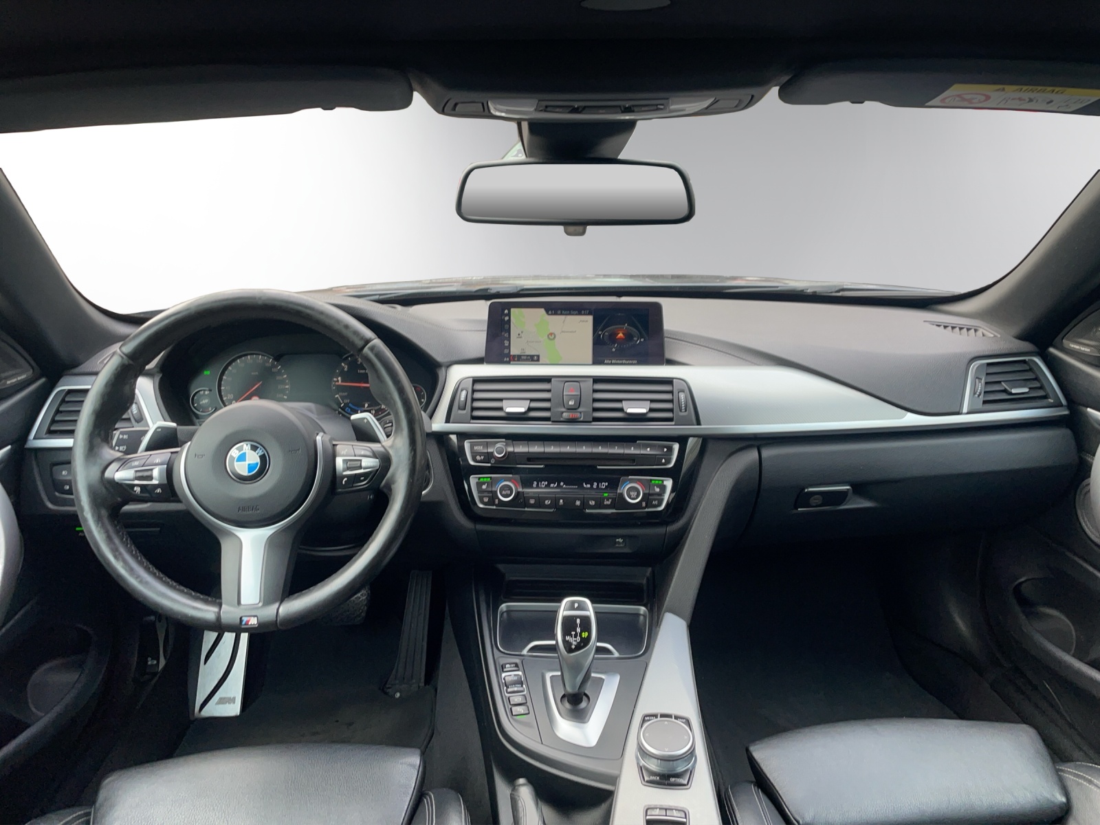 BMW 440i Cabriolet xDrive M Sport Steptronic-image-15
