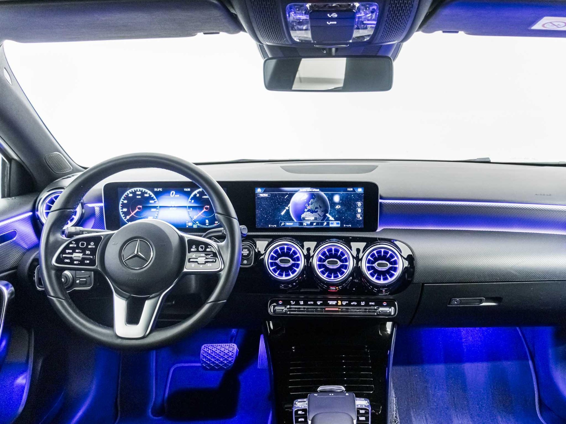 MERCEDES-BENZ A 200-image-10