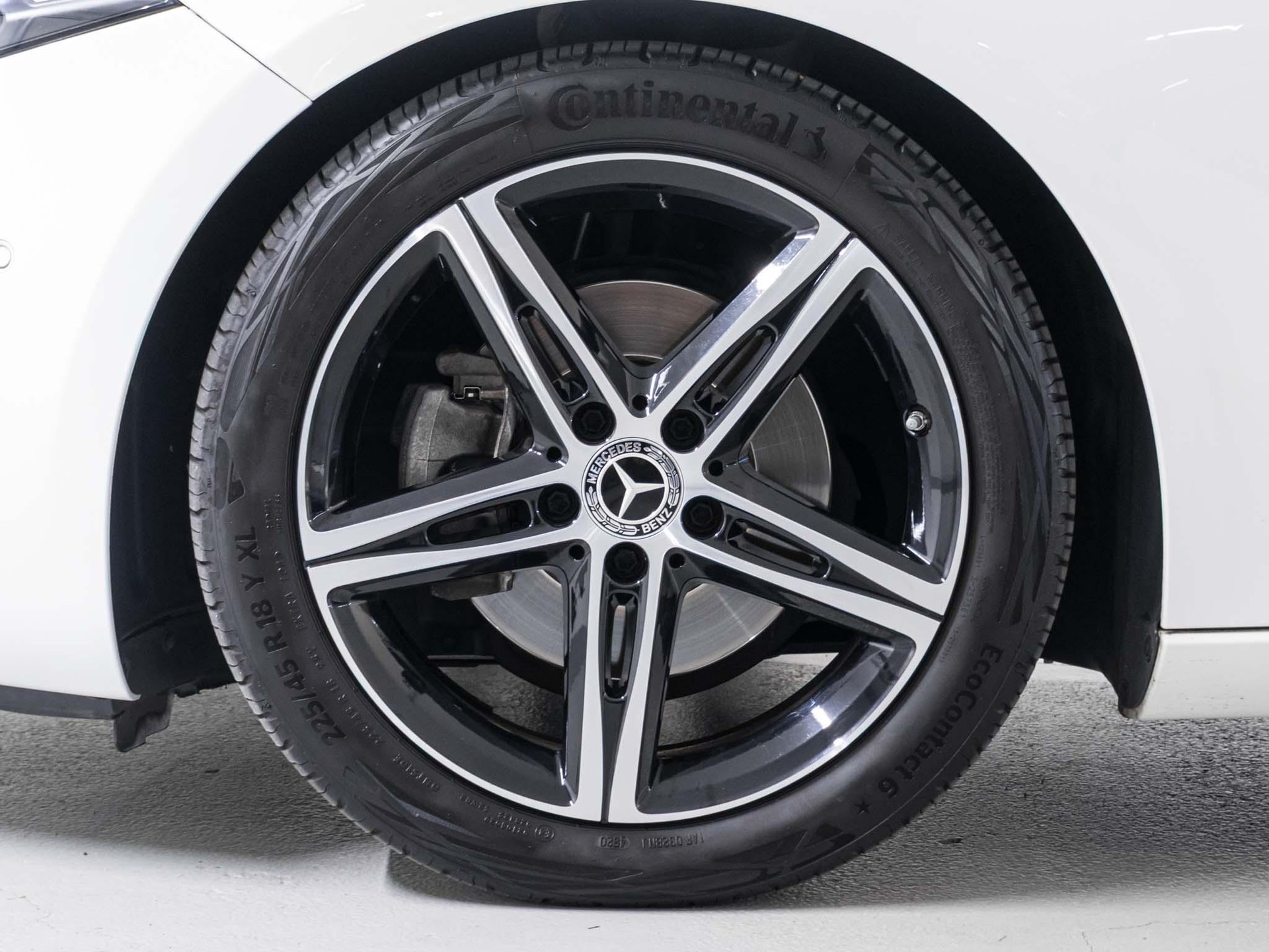 MERCEDES-BENZ A 200-image-12